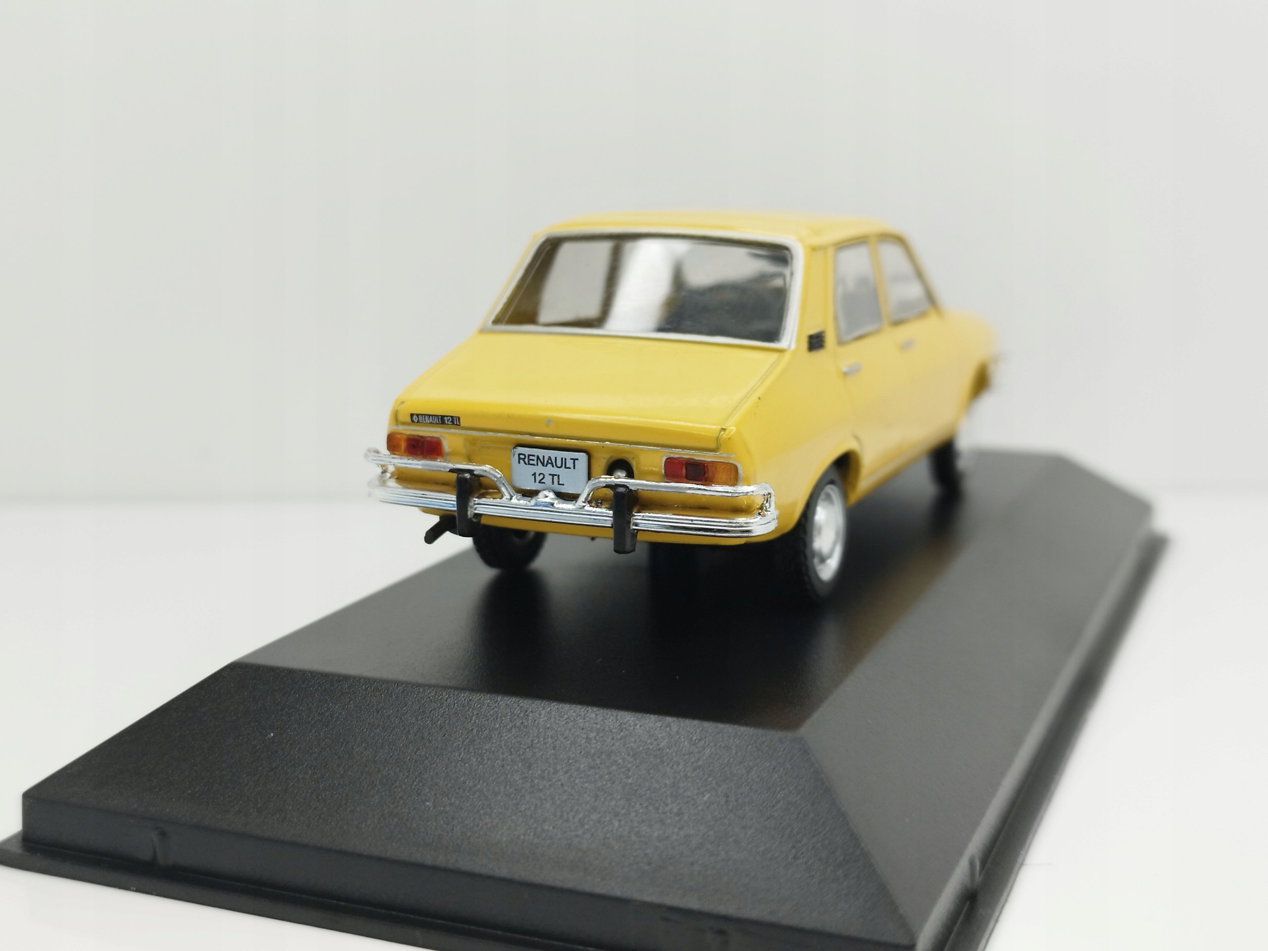 1976 Renault 12 - Ölçek : 1/43