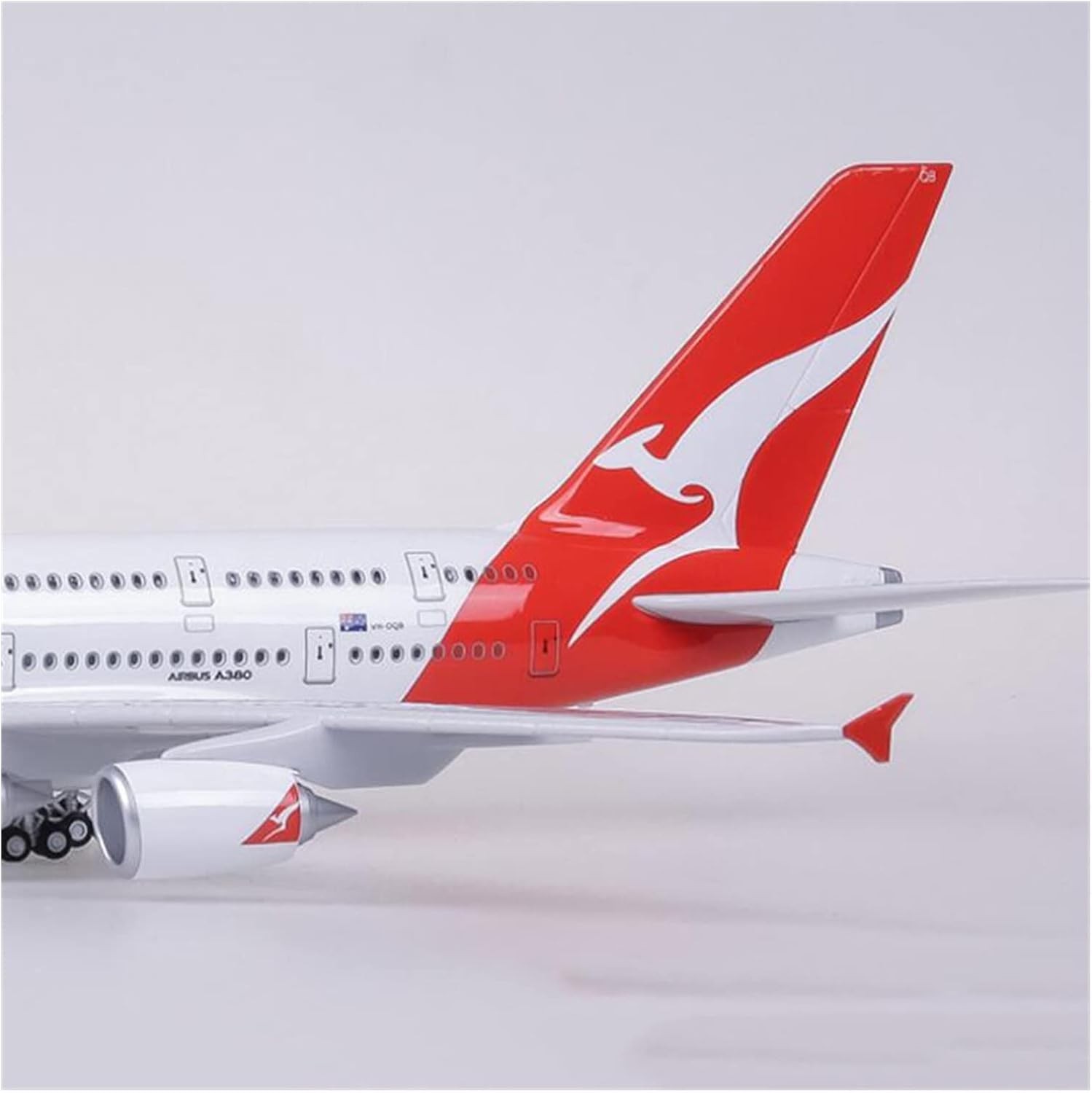 Qantas Airlines Airbus A380 - 45 cm