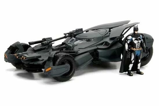 2015 Justice League  - Batmobile 6 Batman - Ölçek : 1/24