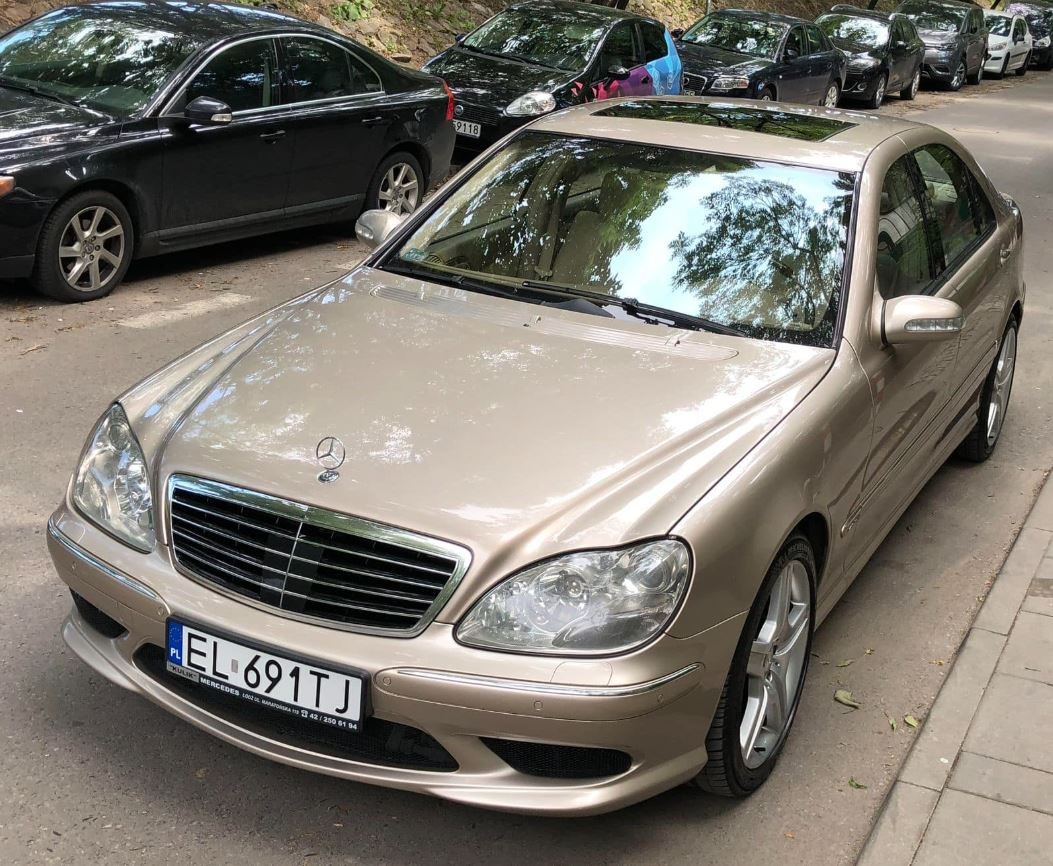 2000 Mercedes Benz S600 V220 - W220