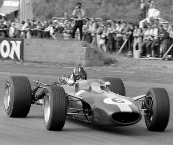 1966 F1 - Brabham BT20 No.6 2.Britain GP Dennis Hulme