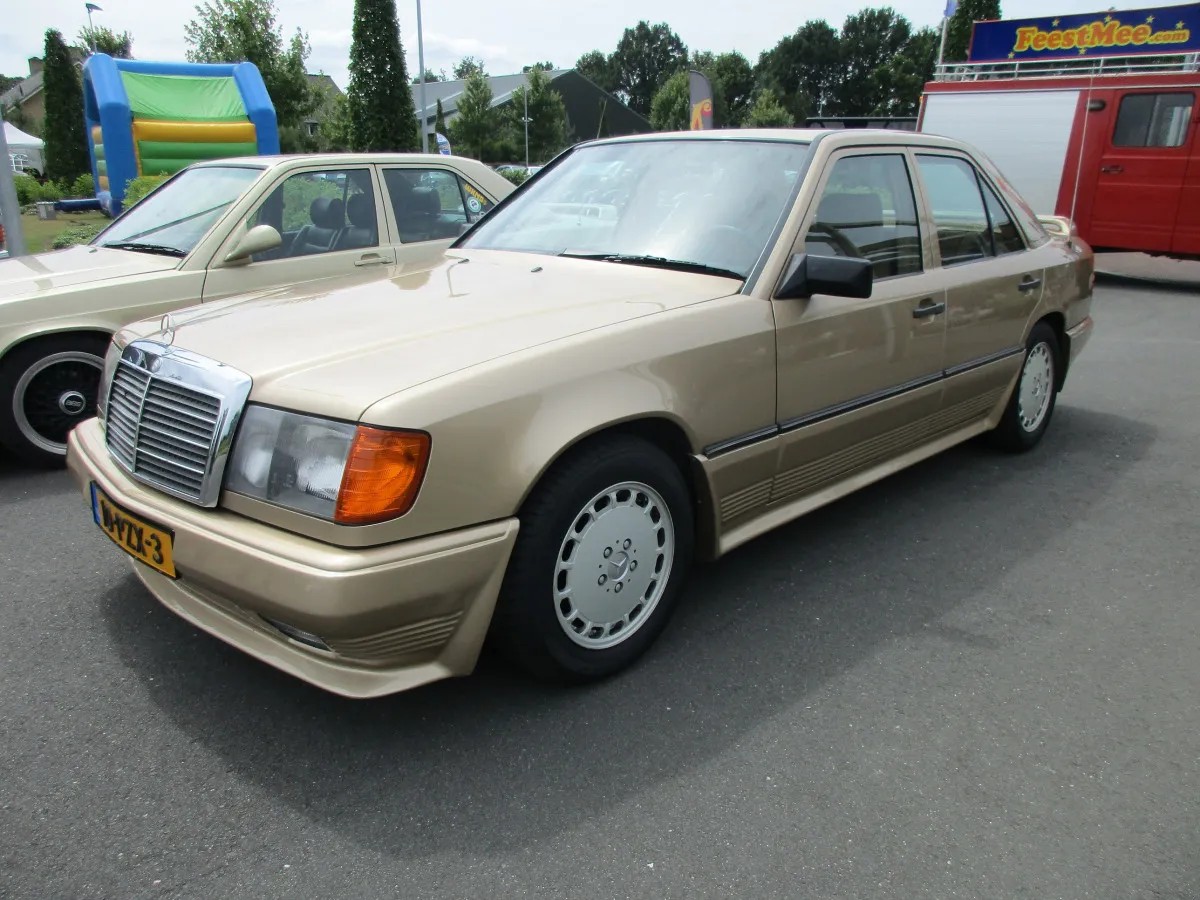 1986 Mercedes Benz W124 Tuning 