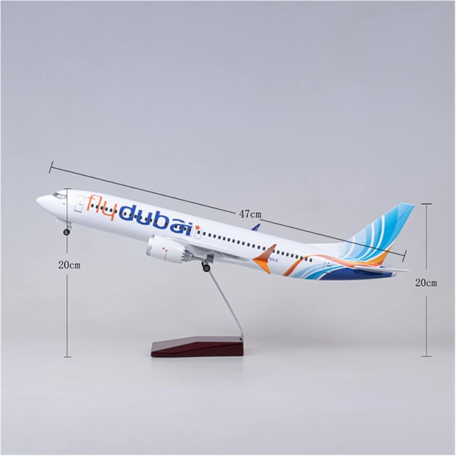 Dubai B737 - 47 cm