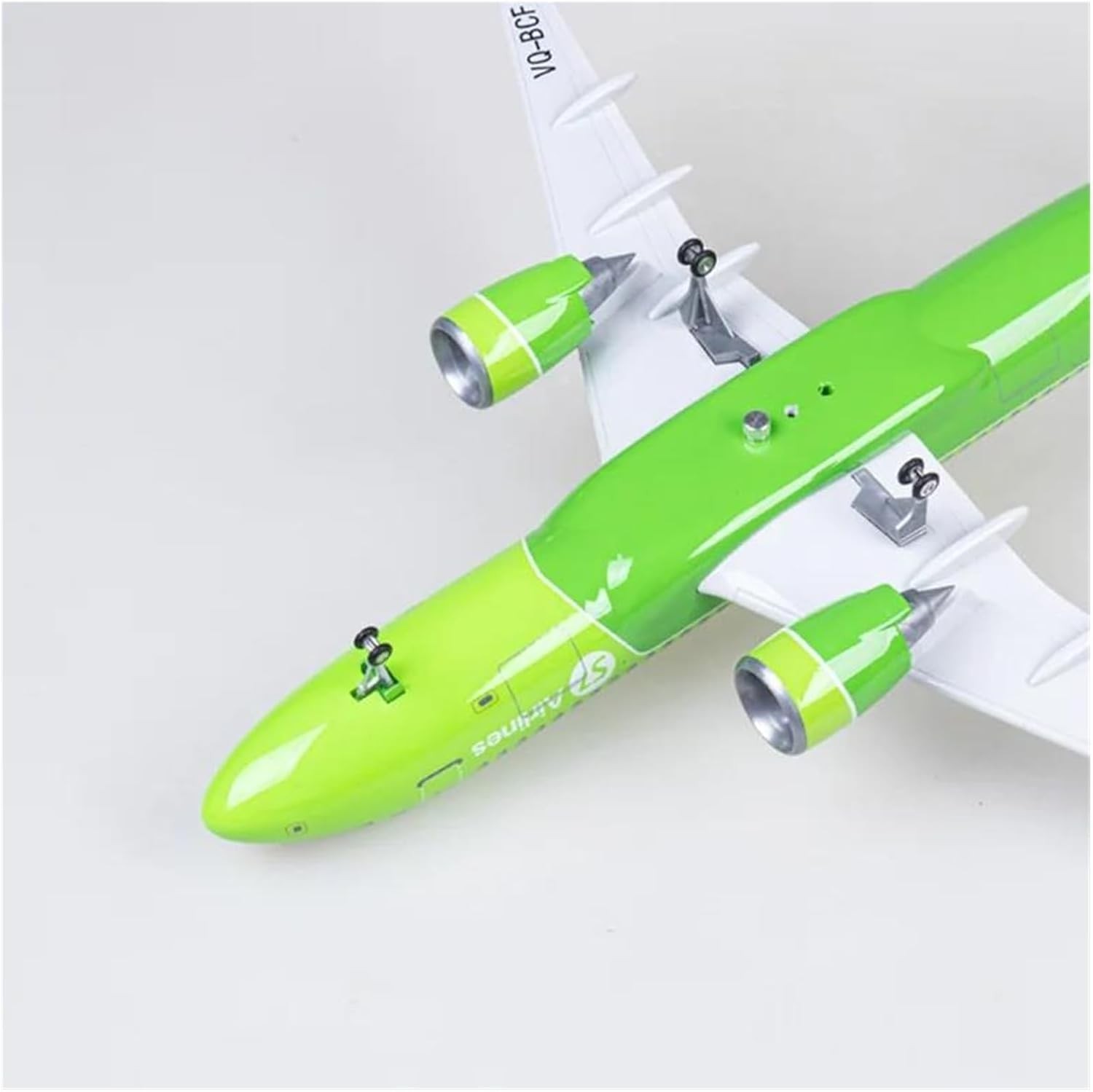 Siberia Airlines  A320 - 47 cm