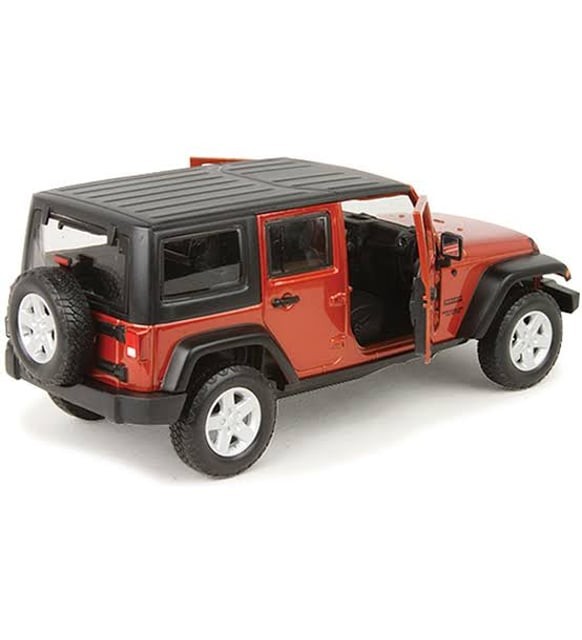 2015 Jeep Wrangler Unlimited - Ölçek : 1/24