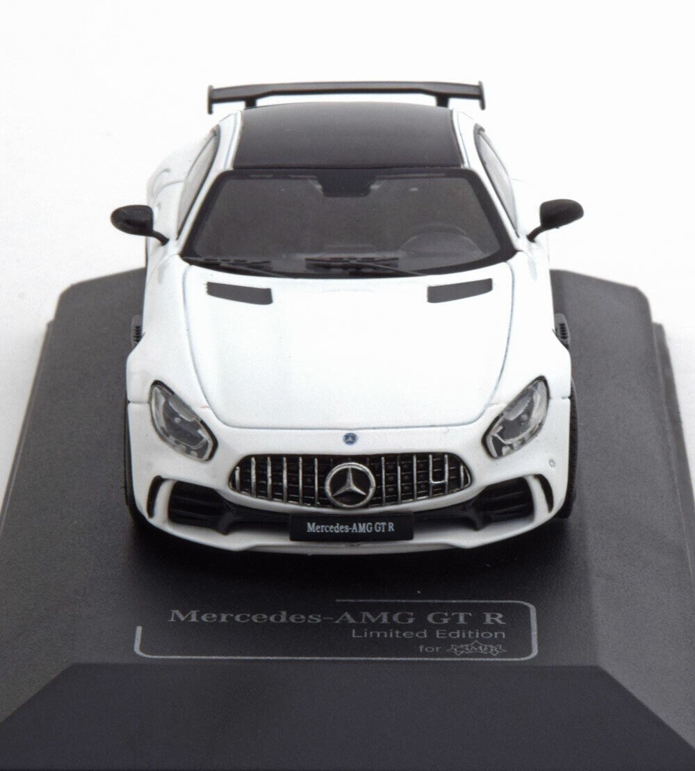 2018 Mercedes Benz AMG GTR - Ölçek : 1/43