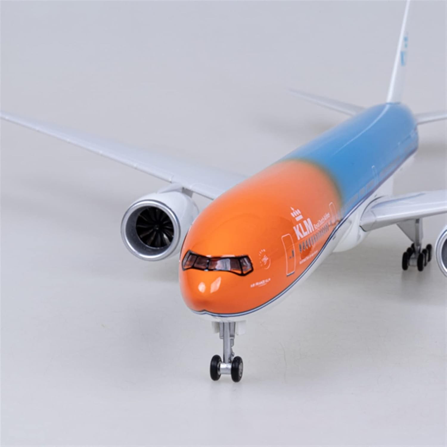 KLM Airlines Airbus B777-333 - 47 cm