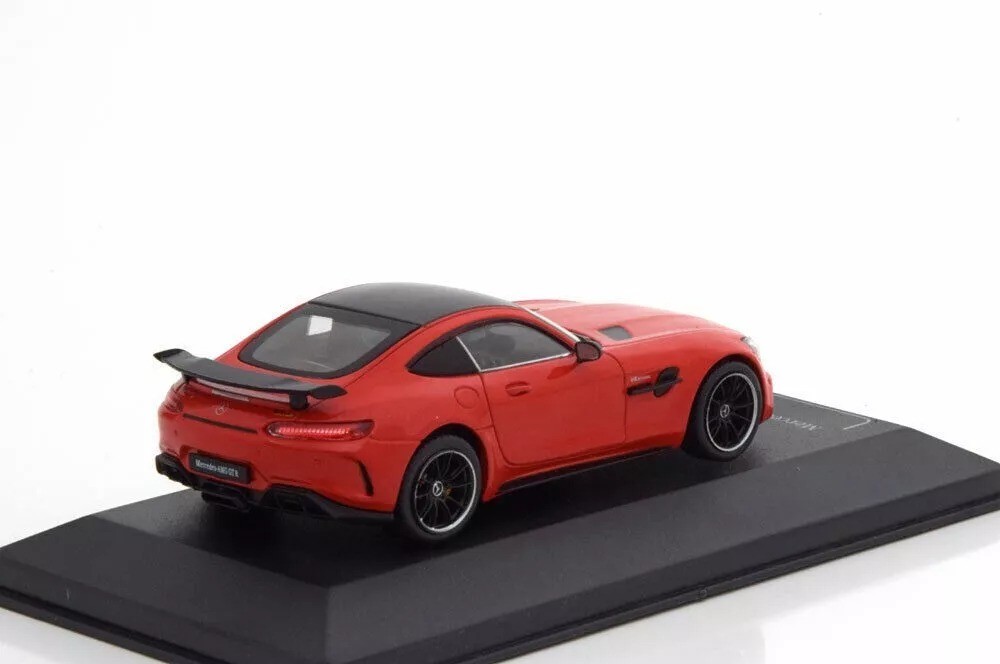 2018 Mercedes Benz AMG GTR - Ölçek : 1/43