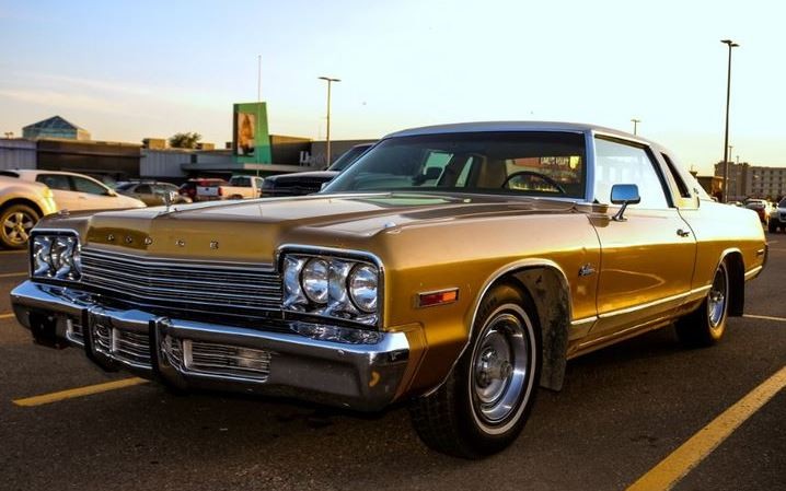 1974 Dodge Monaco With Vinly Roof 