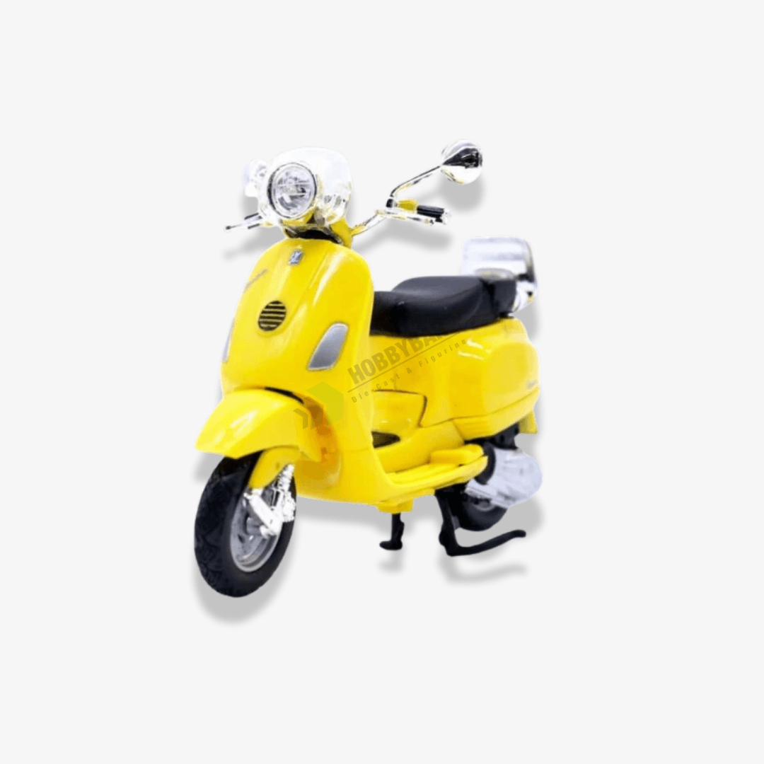 2013 Vespa LXV  - Ölçek : 1/18