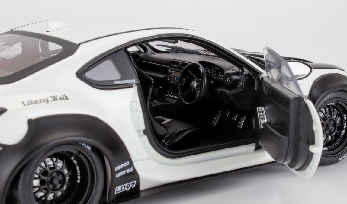 2024 Toyota Coupe GR86 LBWK Body Kit
