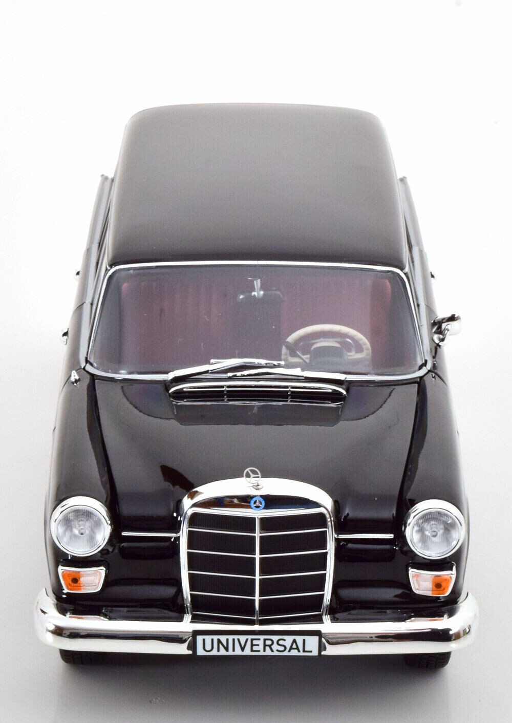 1966 Mercedes Benz 200 Universal W110 BII 