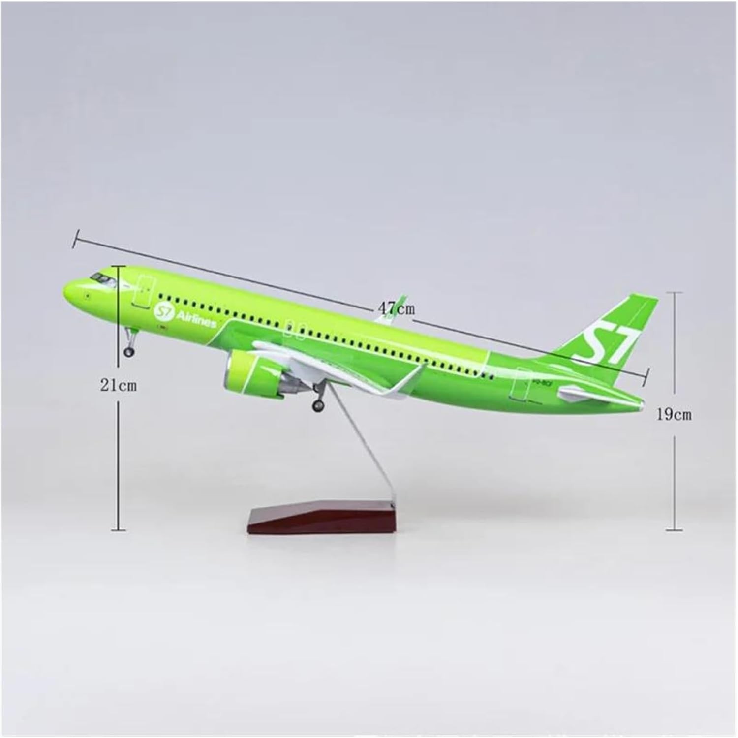 Siberia Airlines  A320 - 47 cm