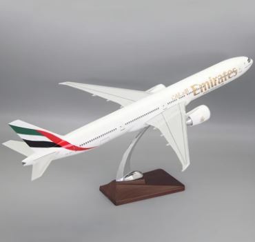 Emirates Airlines Boeing 777-300 - 47 cm