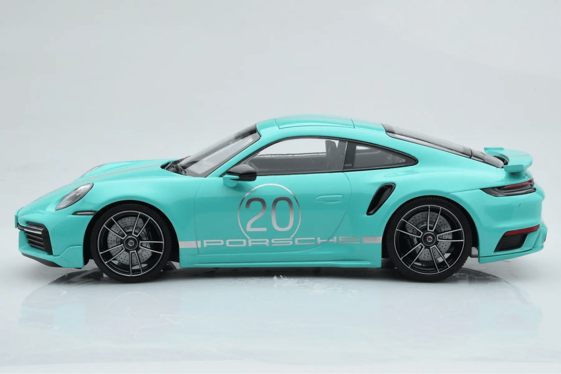 2021 Porsche 911 Turbo S Coupe Sport Design