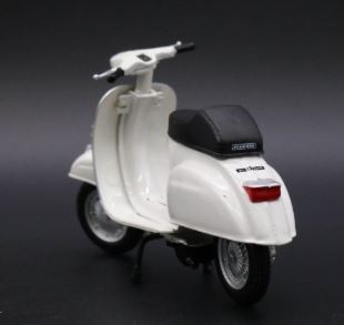 1969 Vespa 50 Special - Ölçek : 1/18