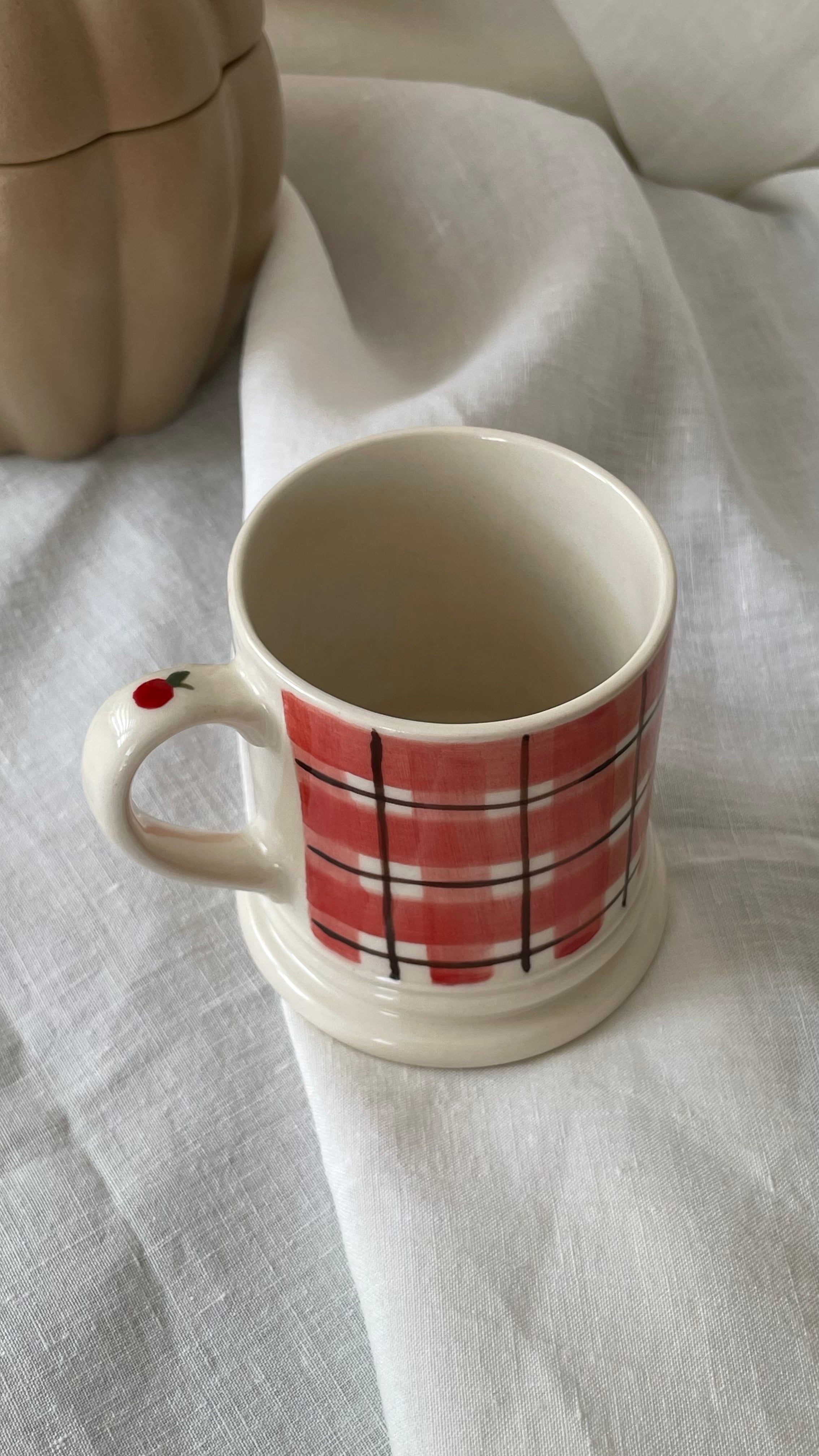 PERGE- Apple and plaid love 🍎