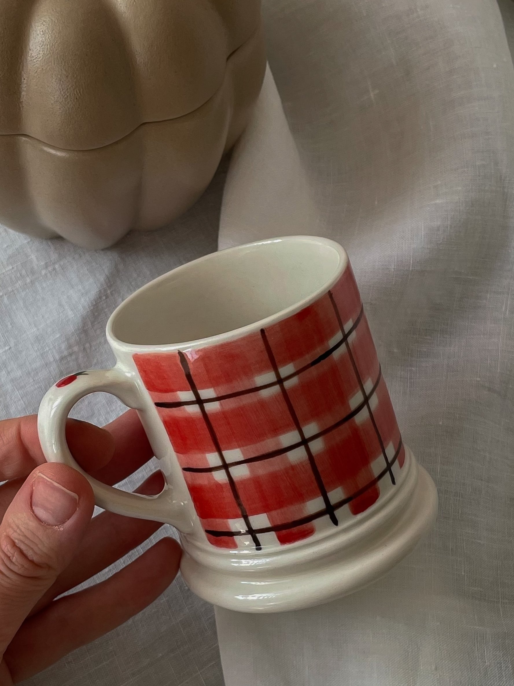 PERGE- Apple and plaid love 🍎