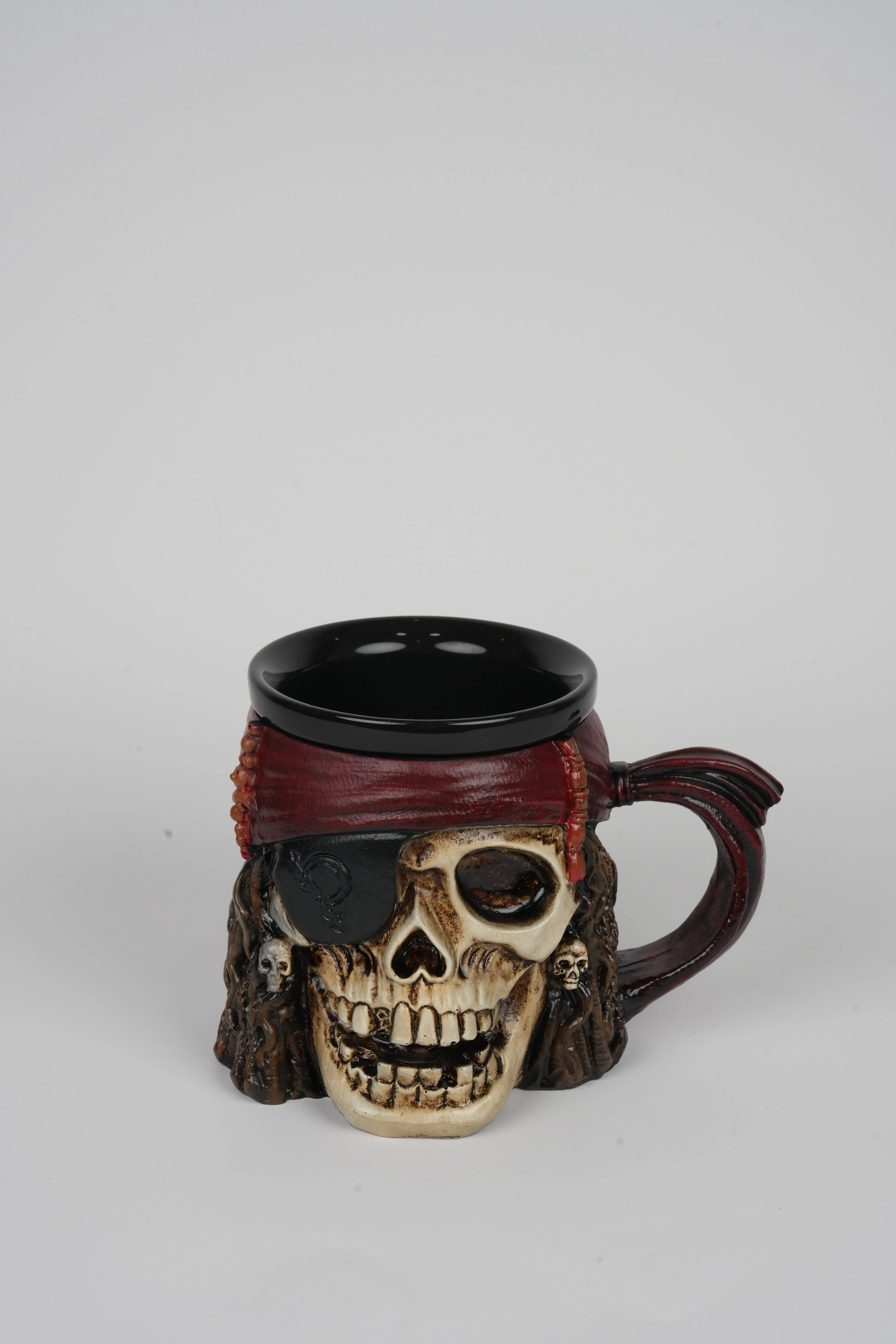 3D Kupa Hediye - Korsan Temalı Seramik Kupa 