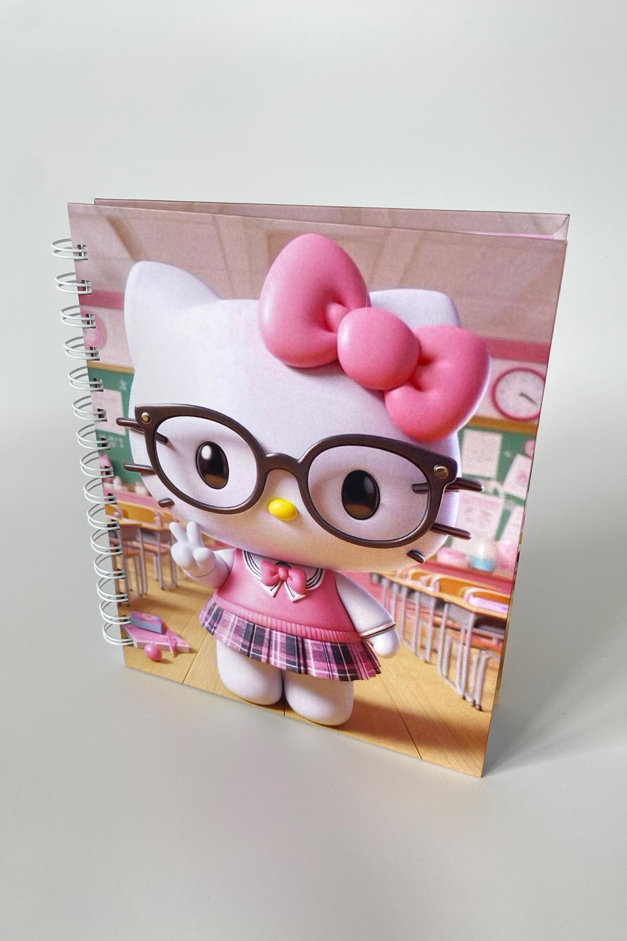 Spiralli Sert Kapak Defter - Hello Kitty Sınıfta