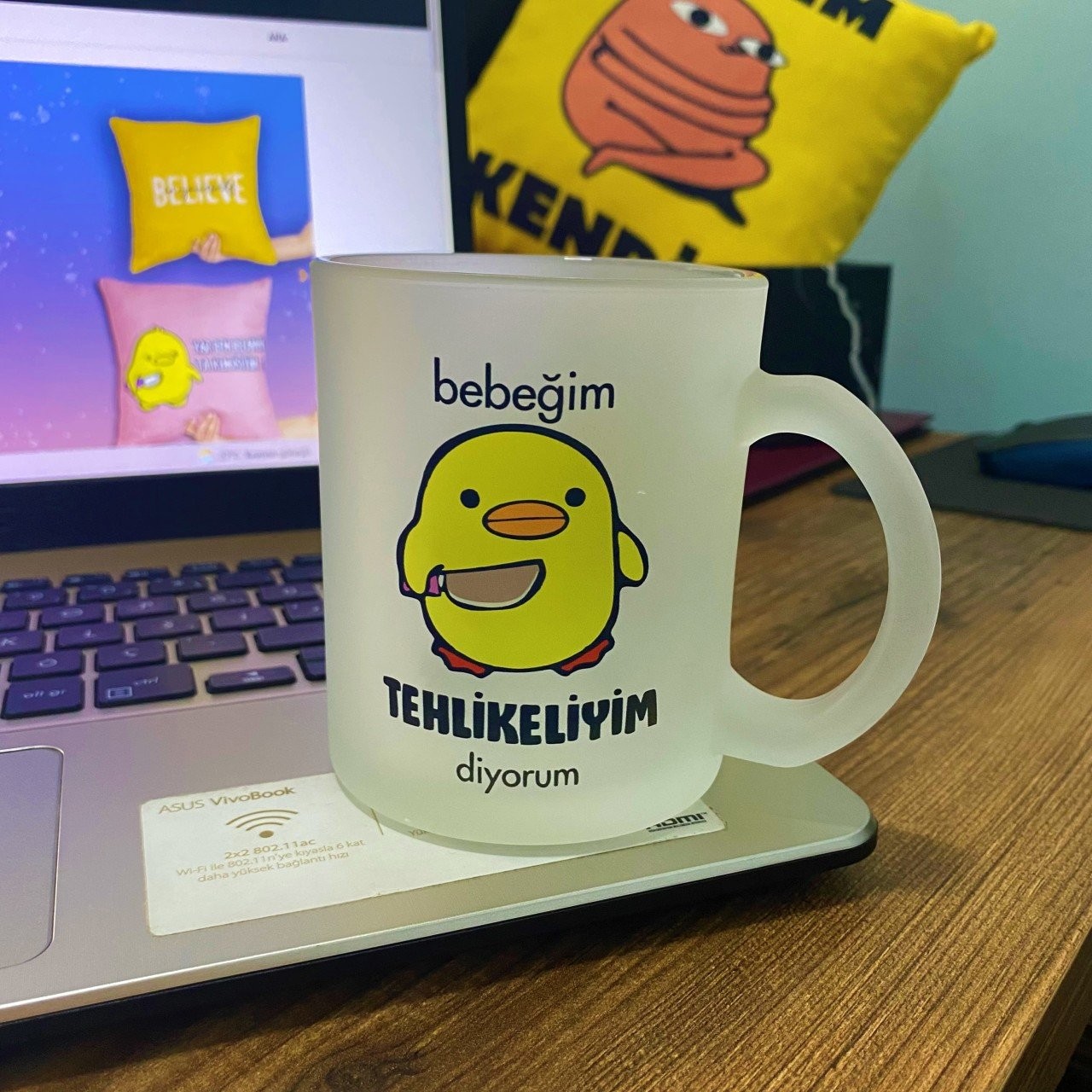 Buzlu Cam Kupa Bardak - Bebeğim Tehlikeliyim Diyorum