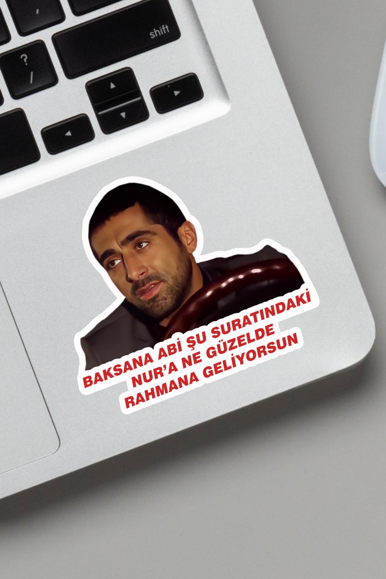 Kolpaçino Baksana Abi Yüzündeki Nura Sticker