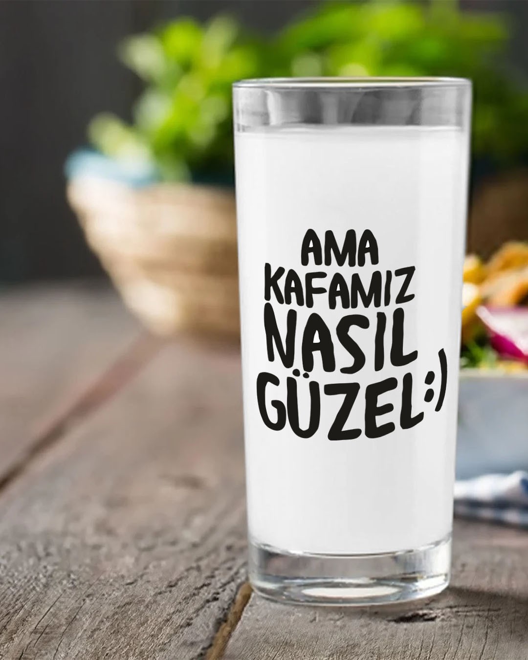 Rakı Bardağı - Ama Kafamız Nasıl Güzel 