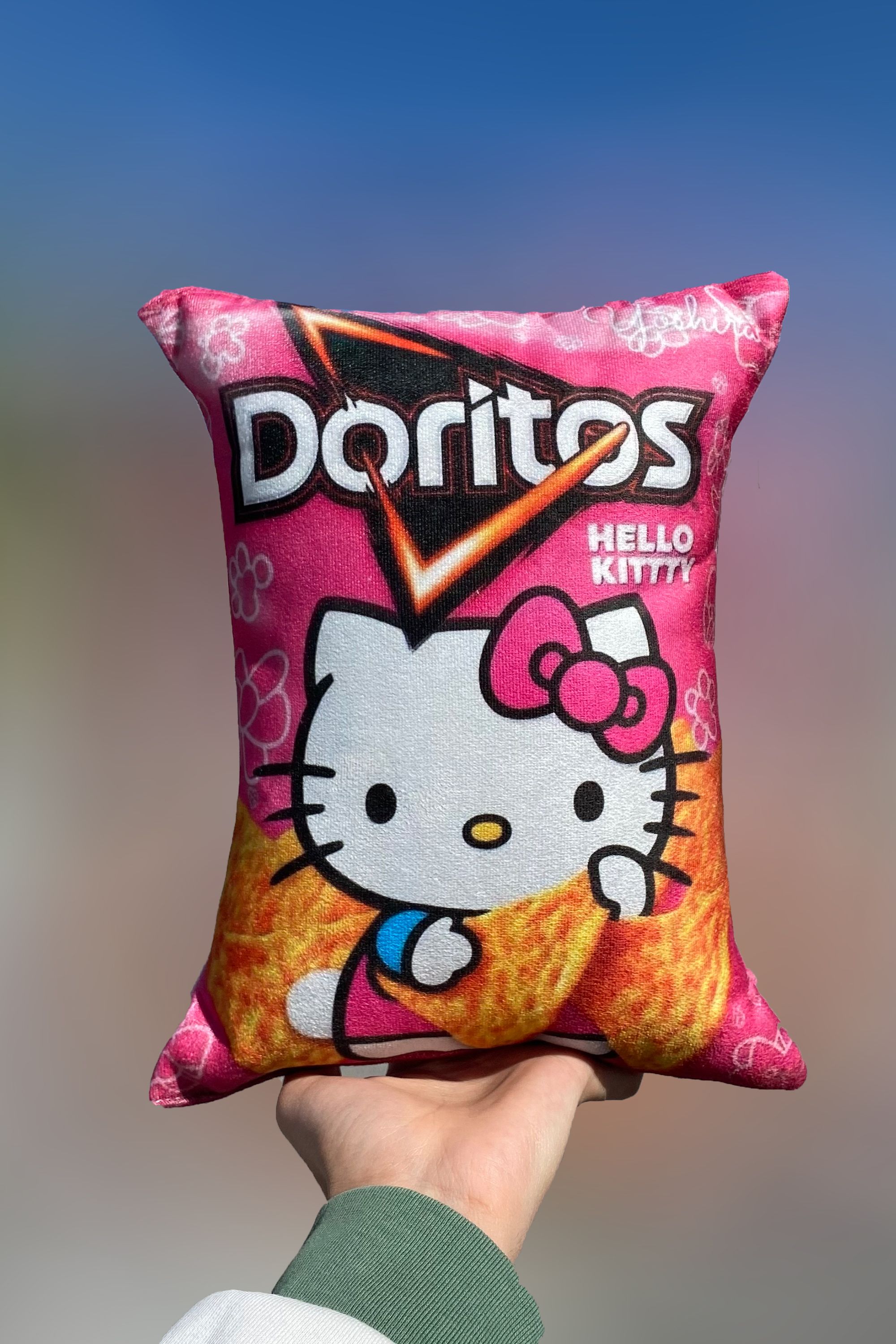 Hello Kitty Doritos Yastık