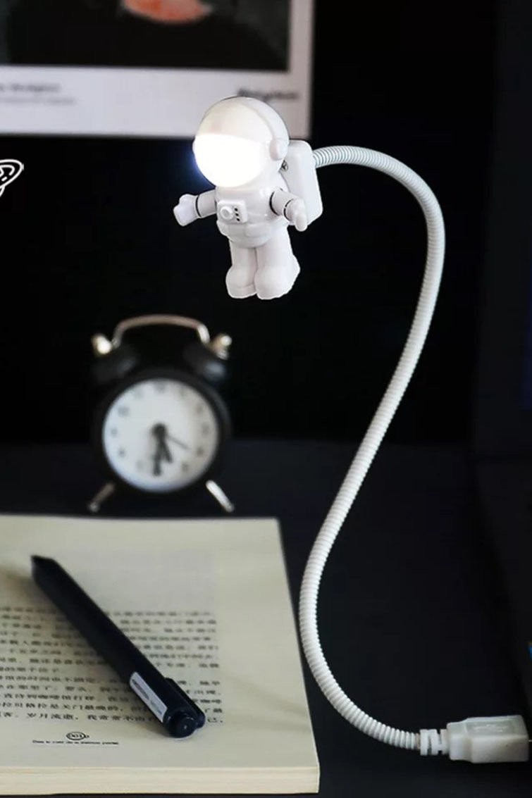 Astronot Mini Usb Lamba