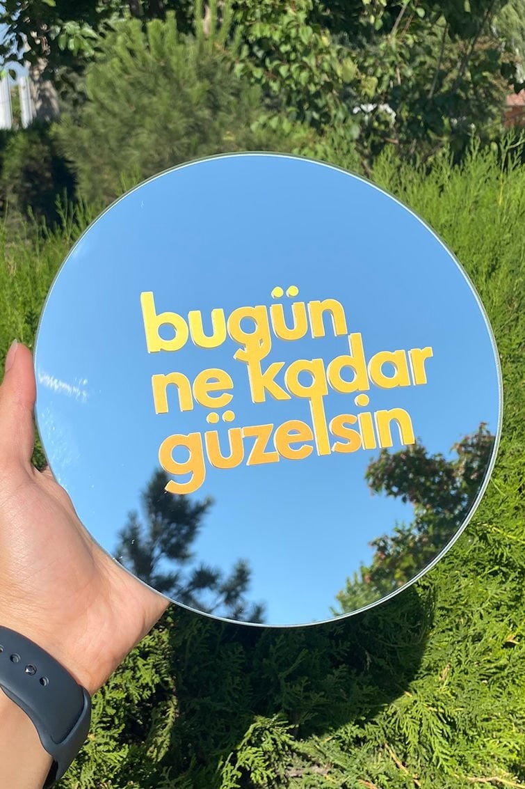 Ayna - Bugün Ne Kadar Güzelsin