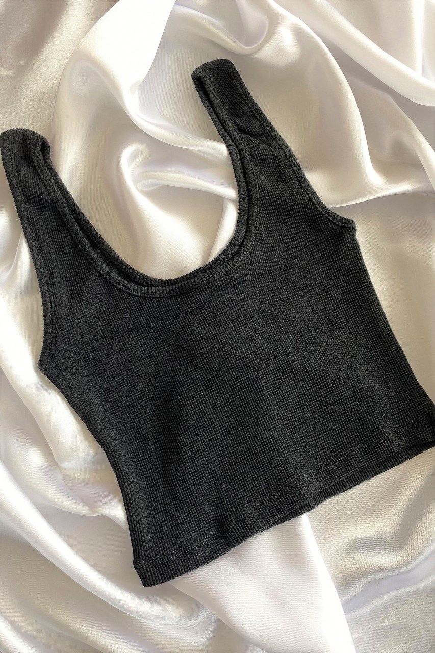 Siyah Askılı Crop Top