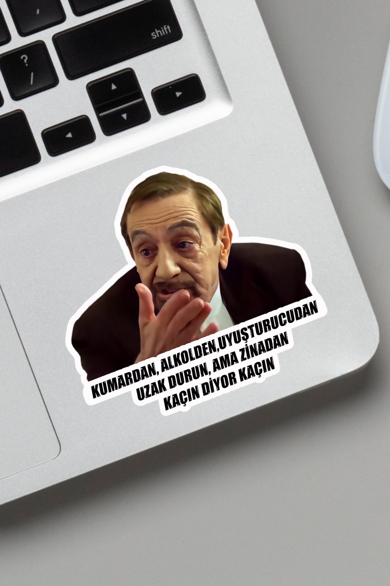 Sticker - Kolpaçino Sabri Kaçın Diyor Kaçın