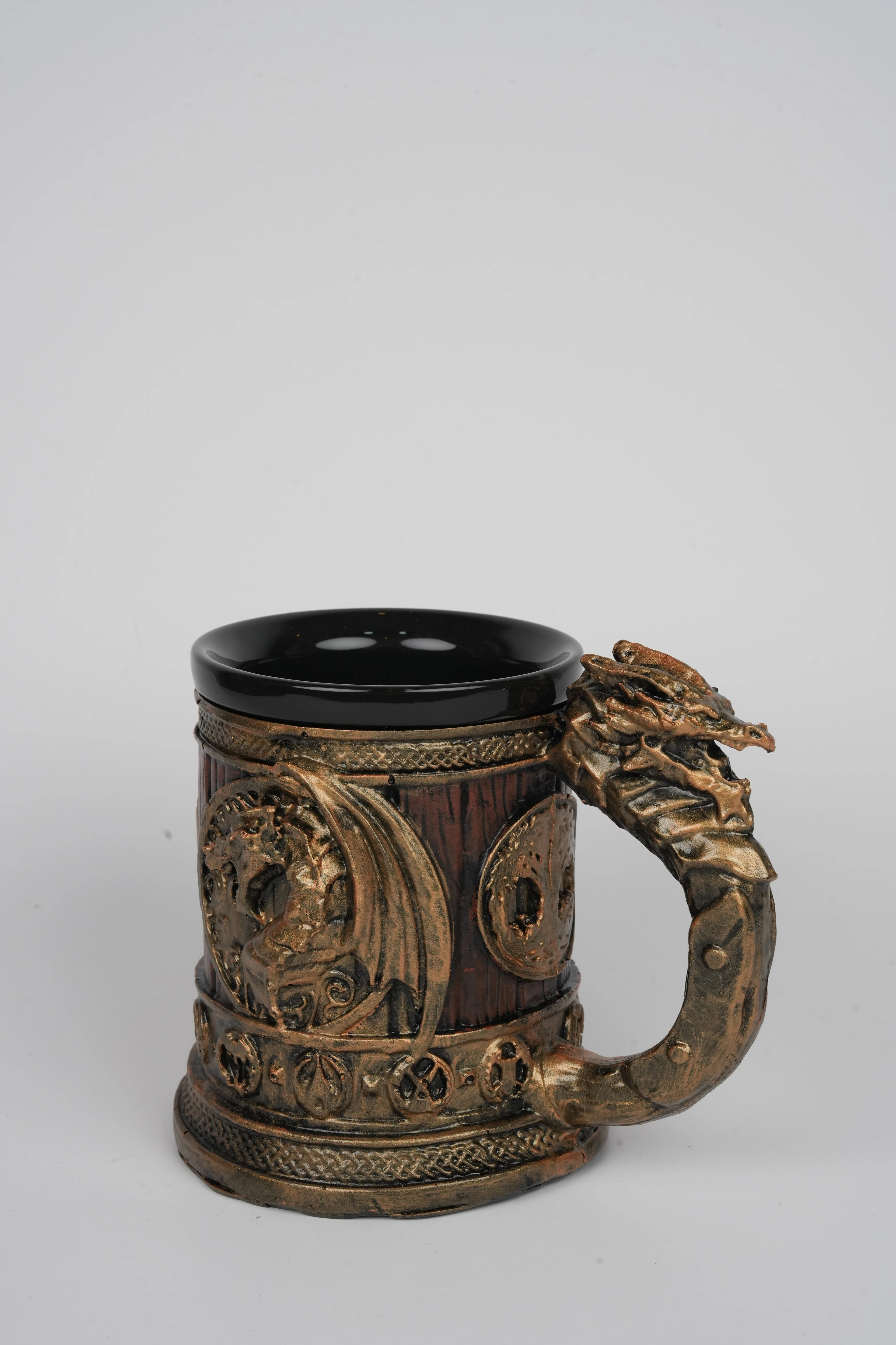 3D Tasarım Kupa - Altın Fıçı Ejder Kupa