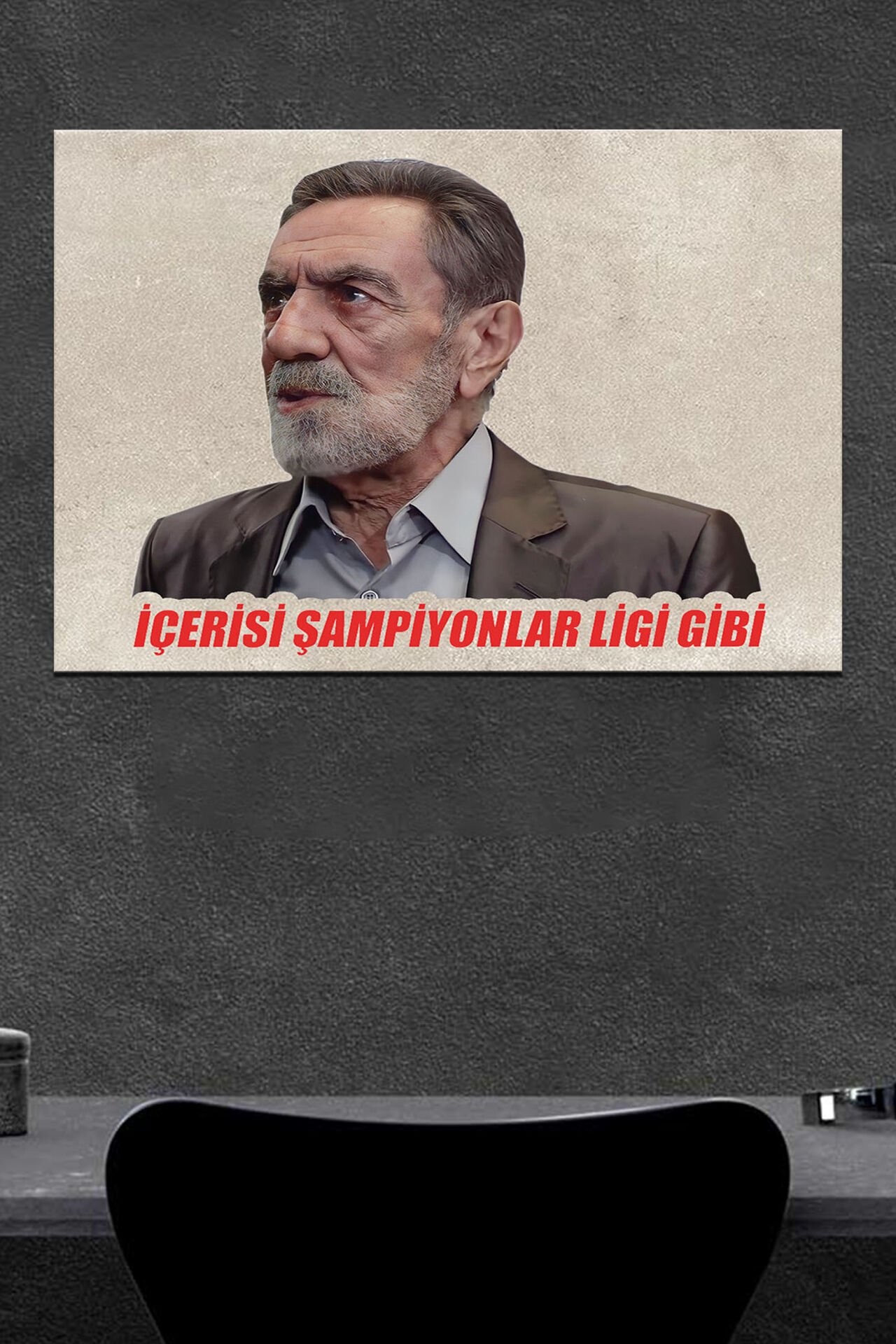 İçerisi Şampiyonlar Ligi Gibi Ahşap Poster