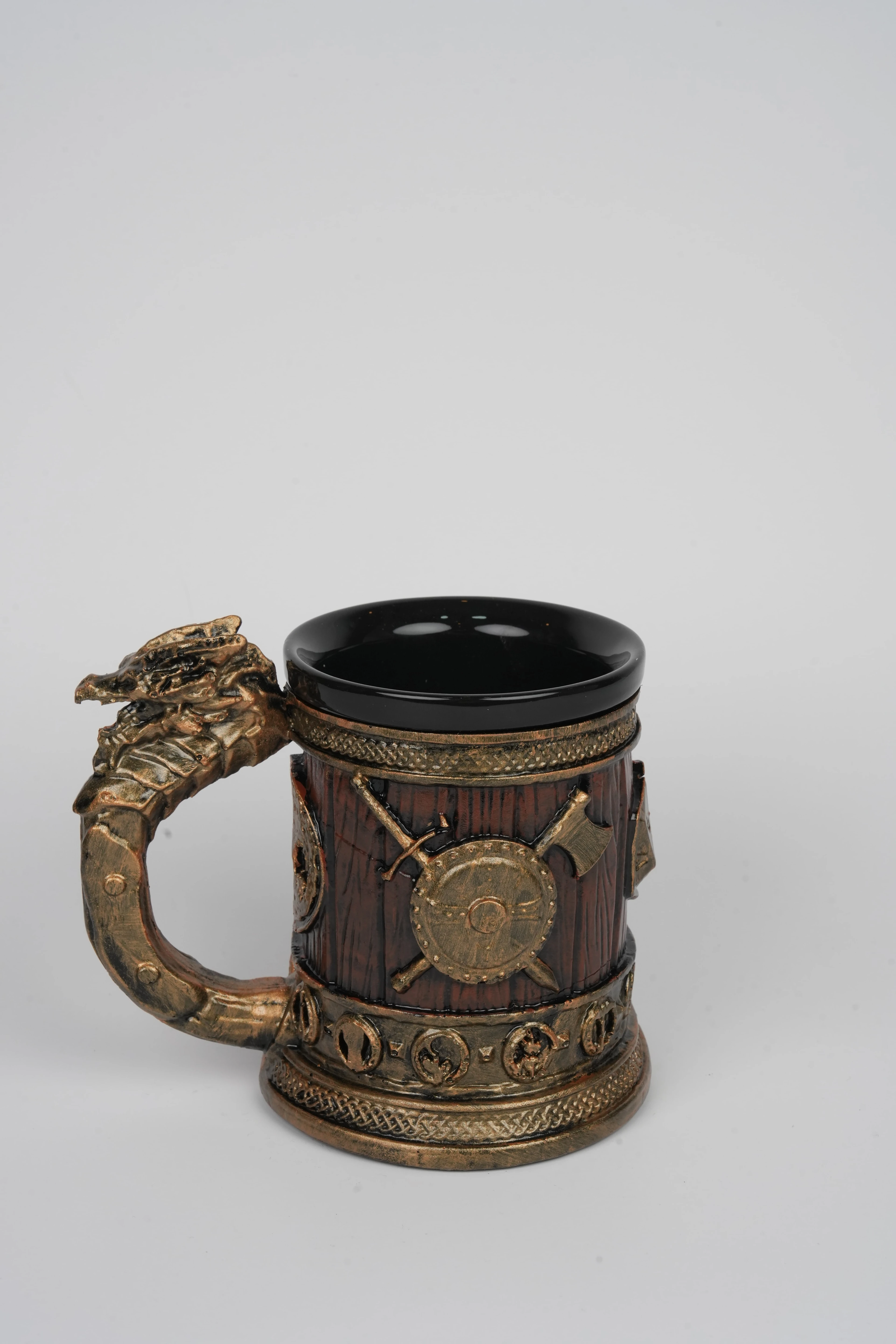 3D Tasarım Kupa - Altın Fıçı Ejder Kupa