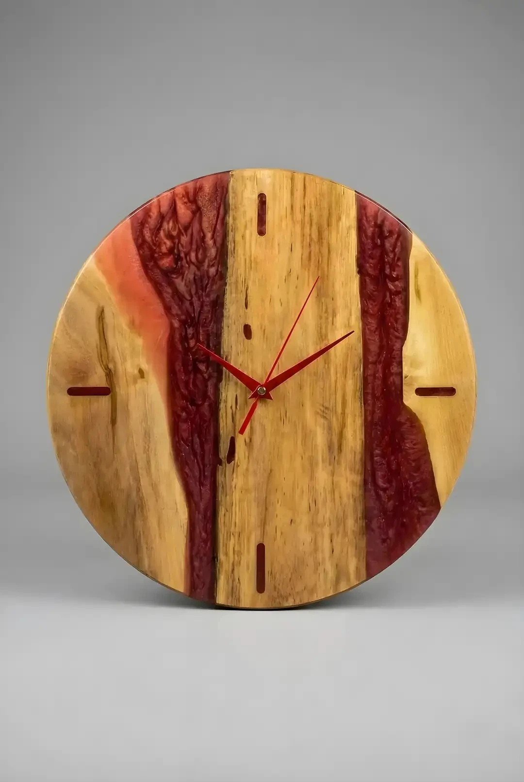 Ceviz Ağacından El Yapımı Ahşap Epoksi Duvar Saati - Sarı Kırmızı Renk - 40 cm