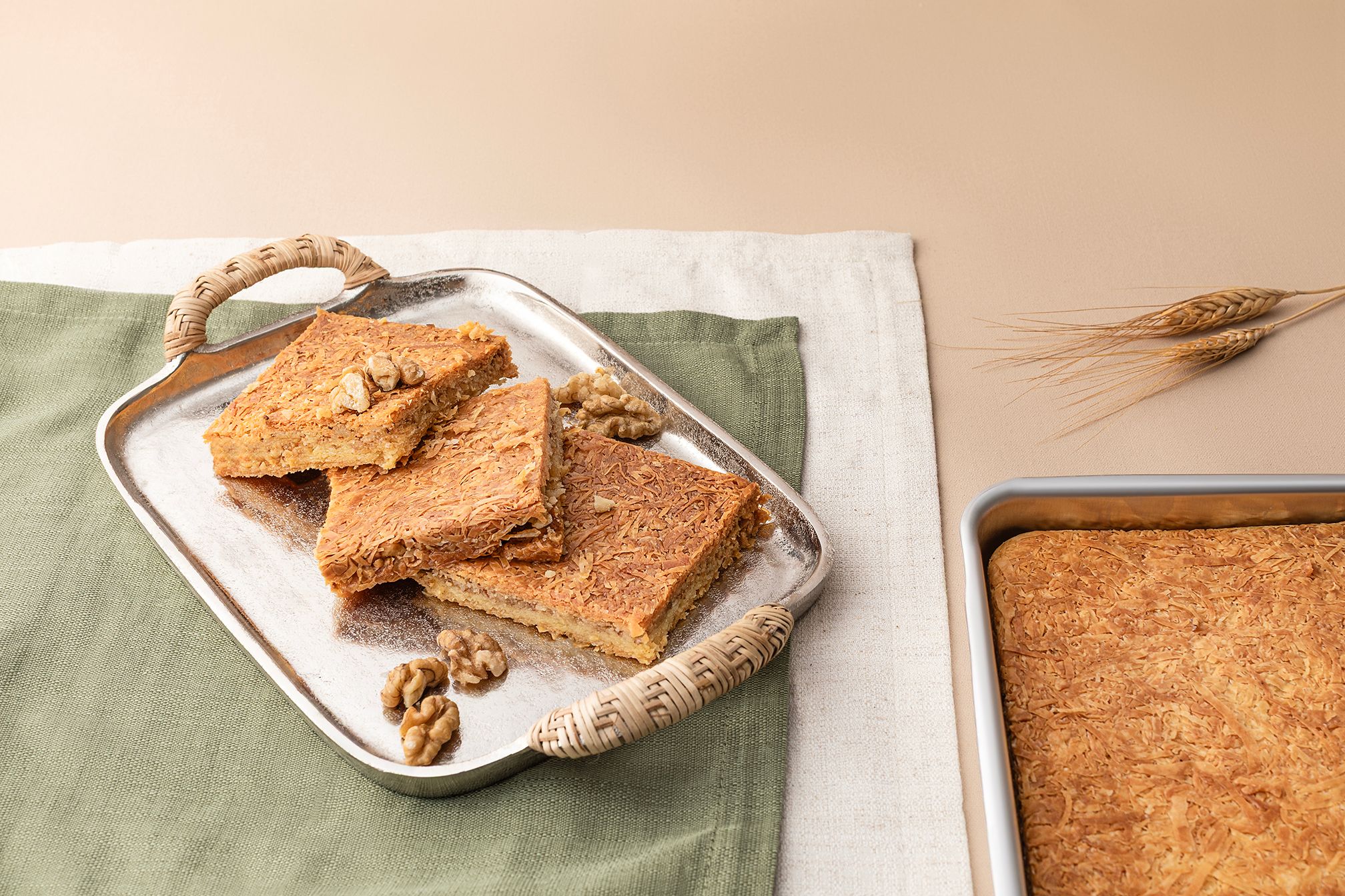 Elden Kesme Tel Kadayıf Cevizli Tepsi 1 Kg