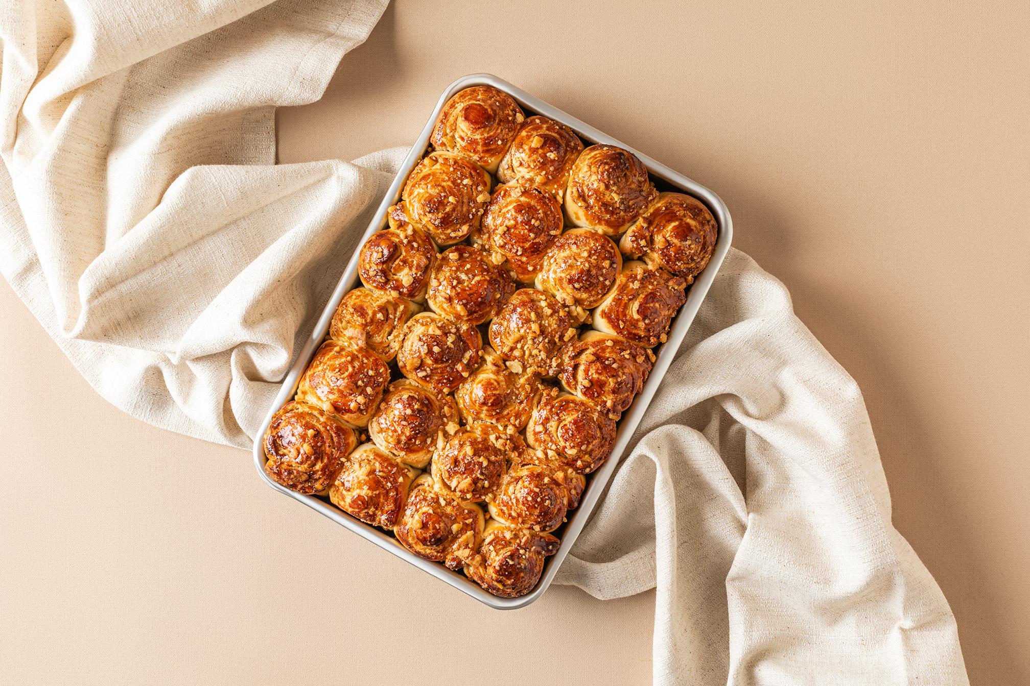 Haşhaşlı Çörek Tepsi 24'lü