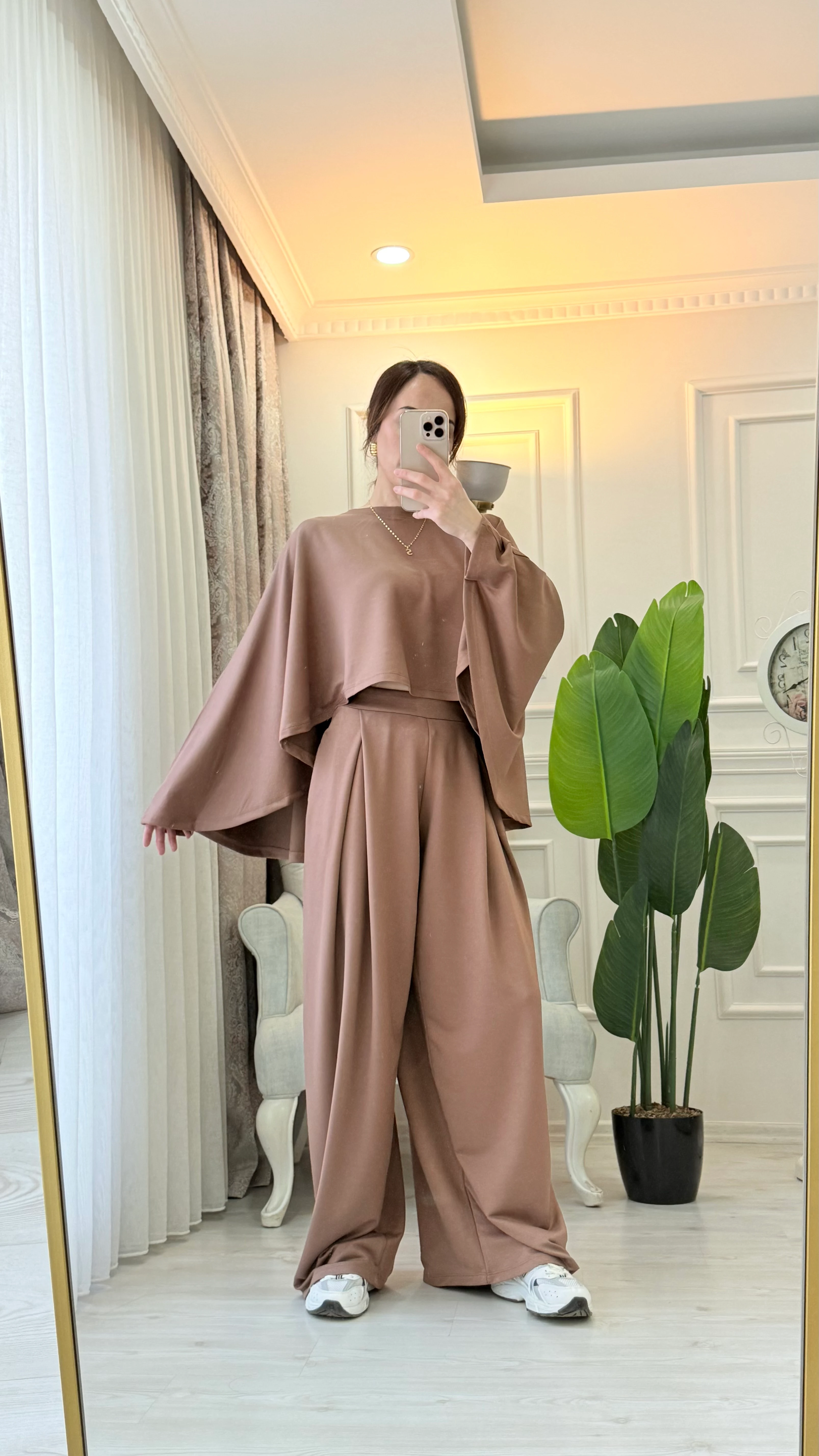 PELERİNLİ MODAL TAKIM KAHVE