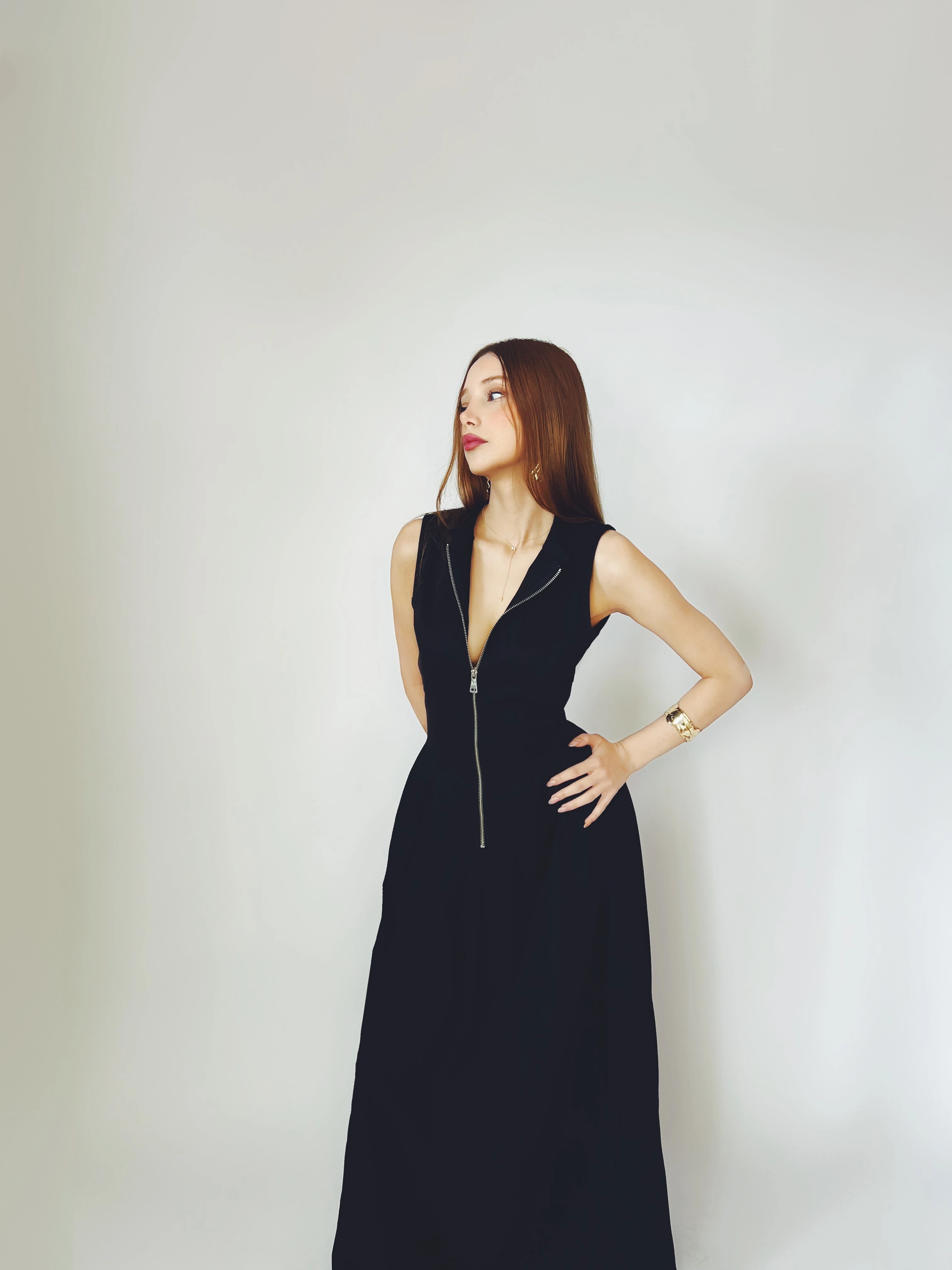 Özel Dikim Fermuarlı Uzun Elbise. Siyah