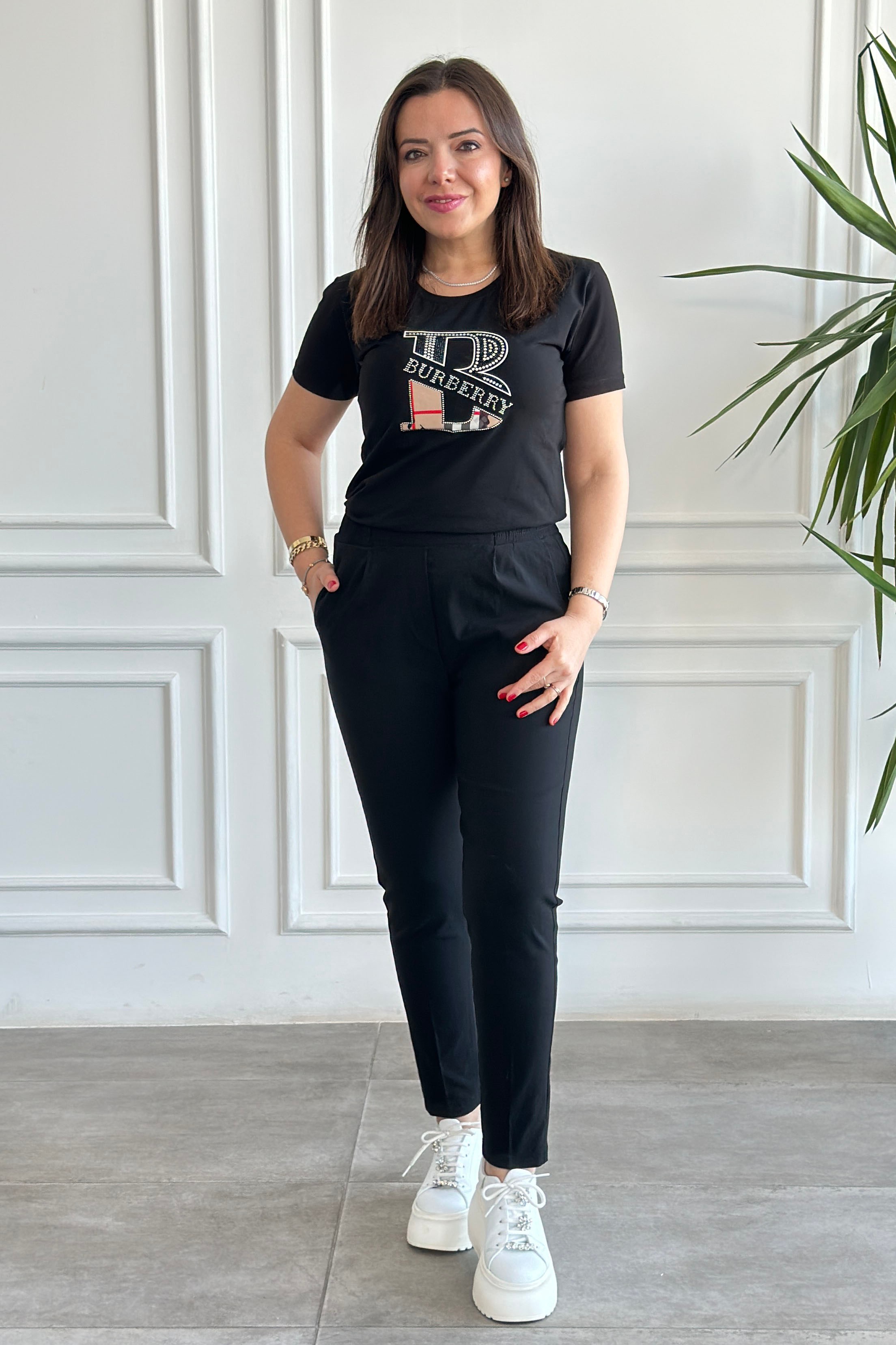 Bisiklet Yaka Yazı Ve Taş Detaylı T-Shirt