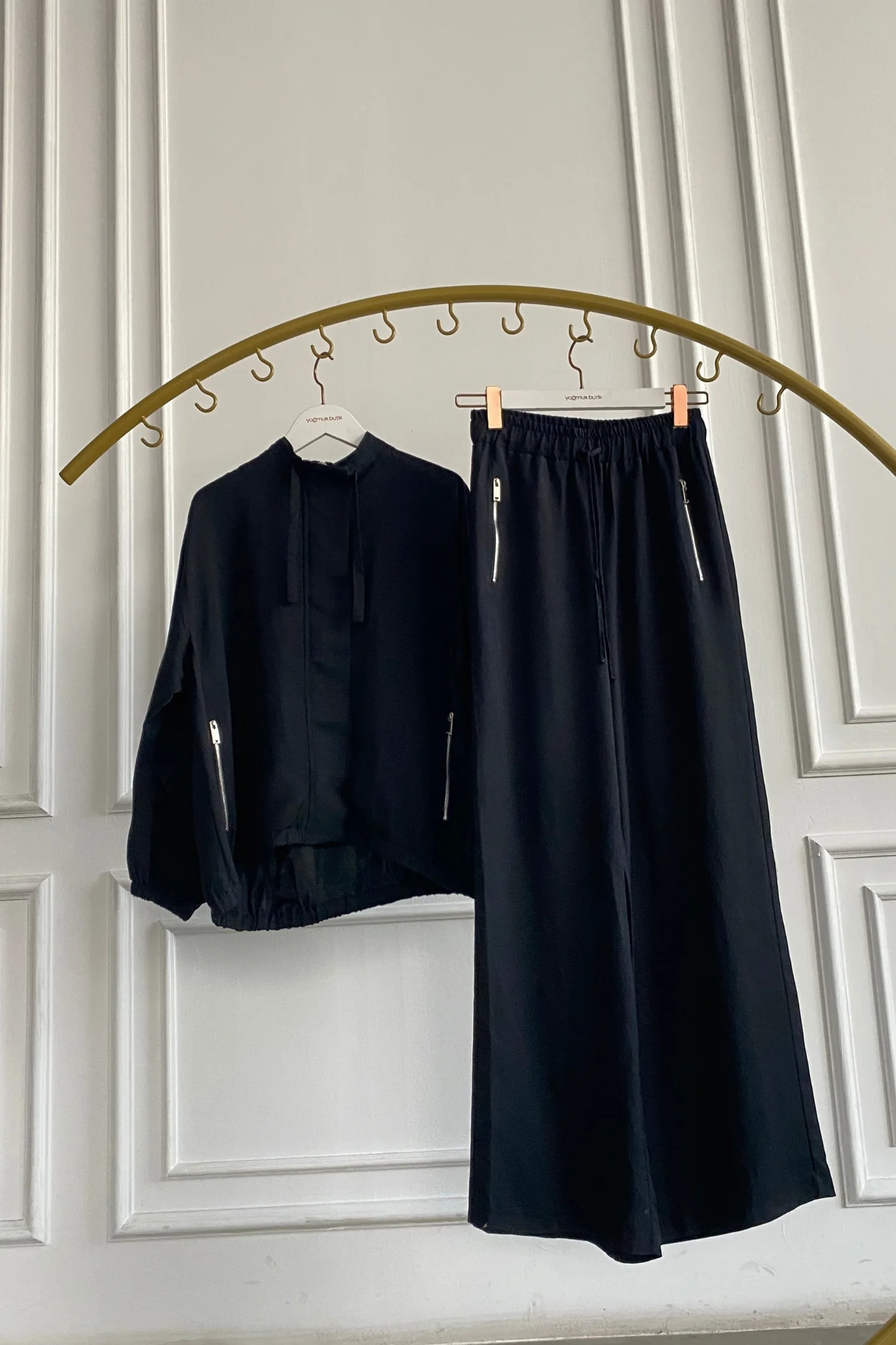 Cepleri Fermuar Detaylı Takım