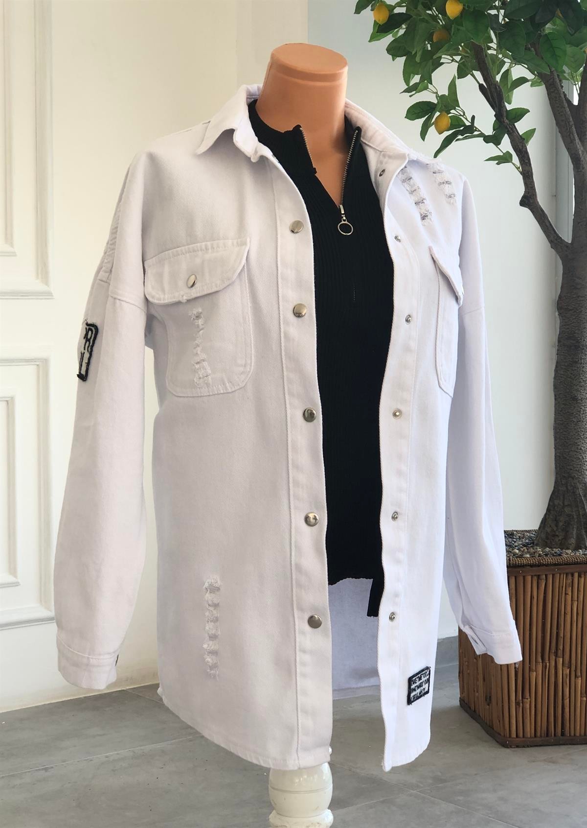 Çıtçıt Detaylı İki Cepli Gabardin Ceket