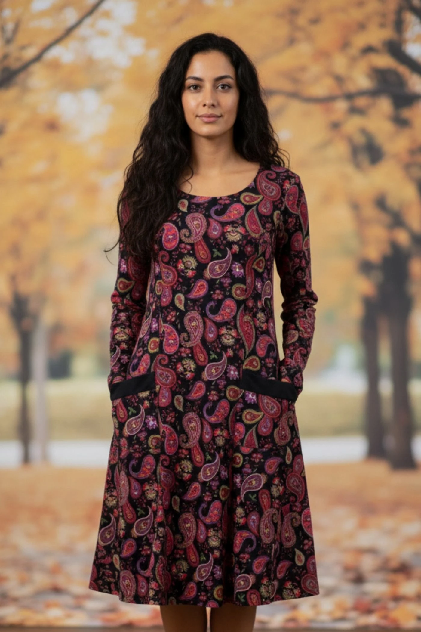 Oval Yaka Yanları Cep Detaylı Pazen Çan Elbise - SIYAH MOR