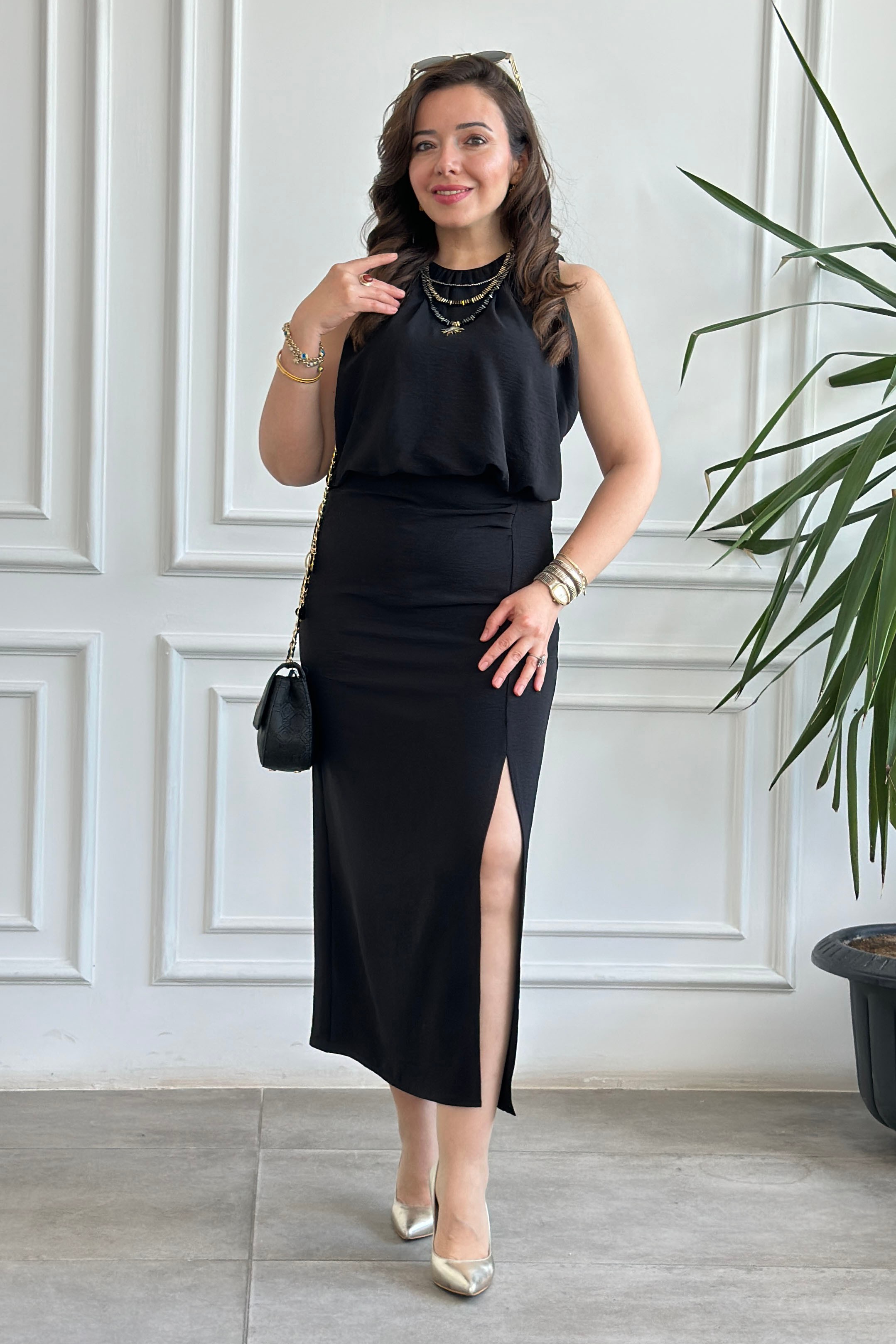 Yırtmaç Ve Drape Detaylı Elbise