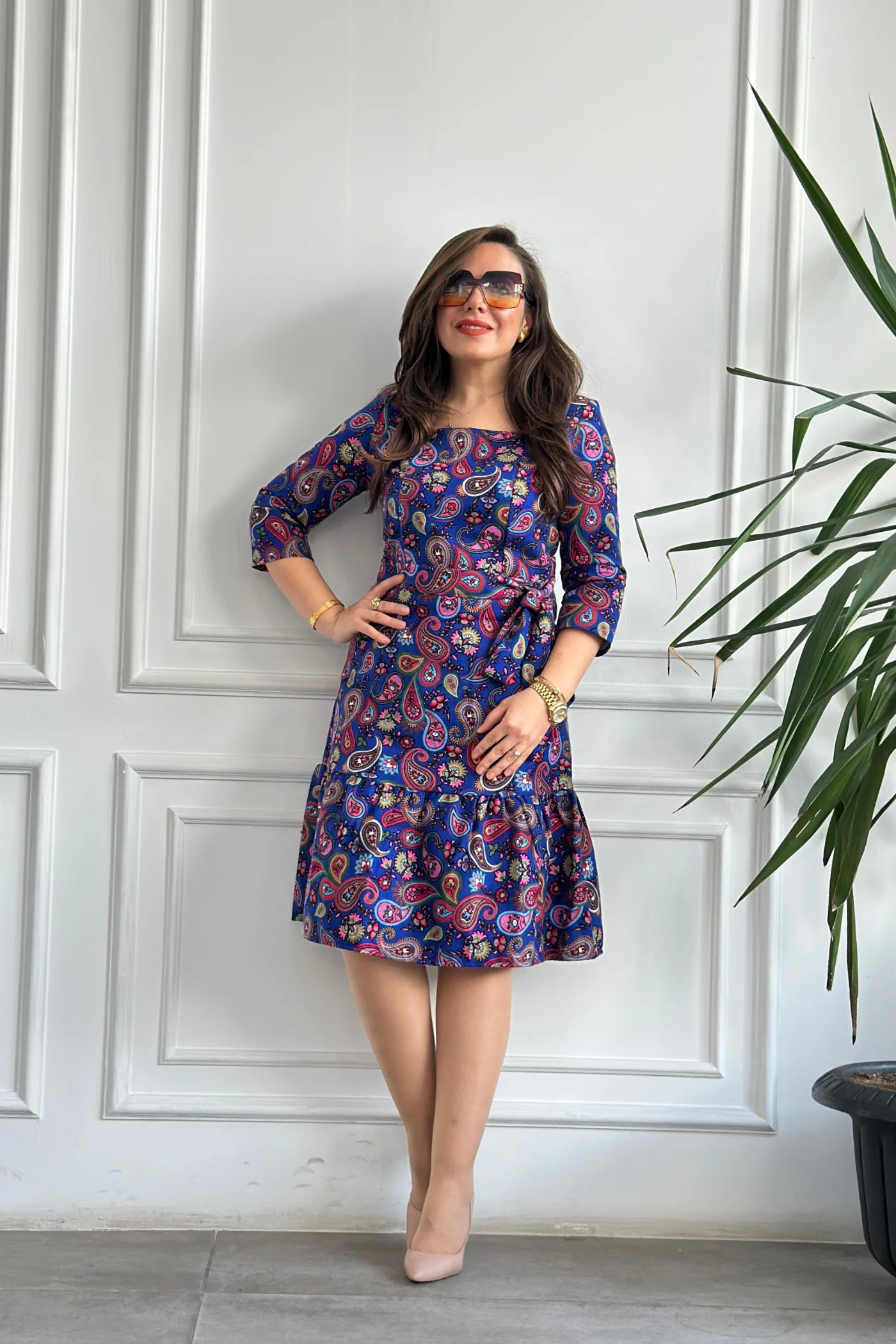 Etek Ucu Fırfırlı Kare Yaka Pazen Elbise - SAKS PEMBE