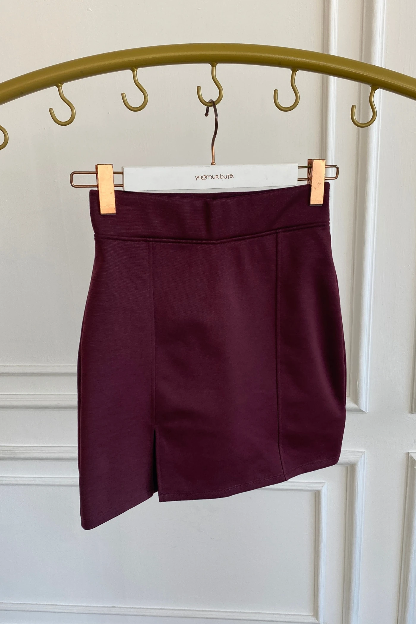 Tek Yırtmaç Detaylı Çelik Örme Şort Etek - BORDO