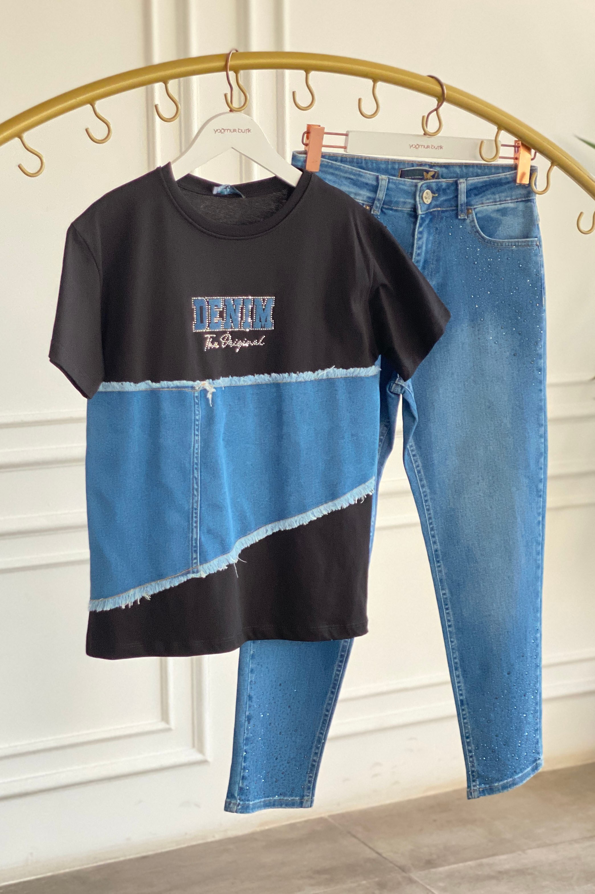 Taşlı Yazı Baskılı Kot Detaylı T-Shirt