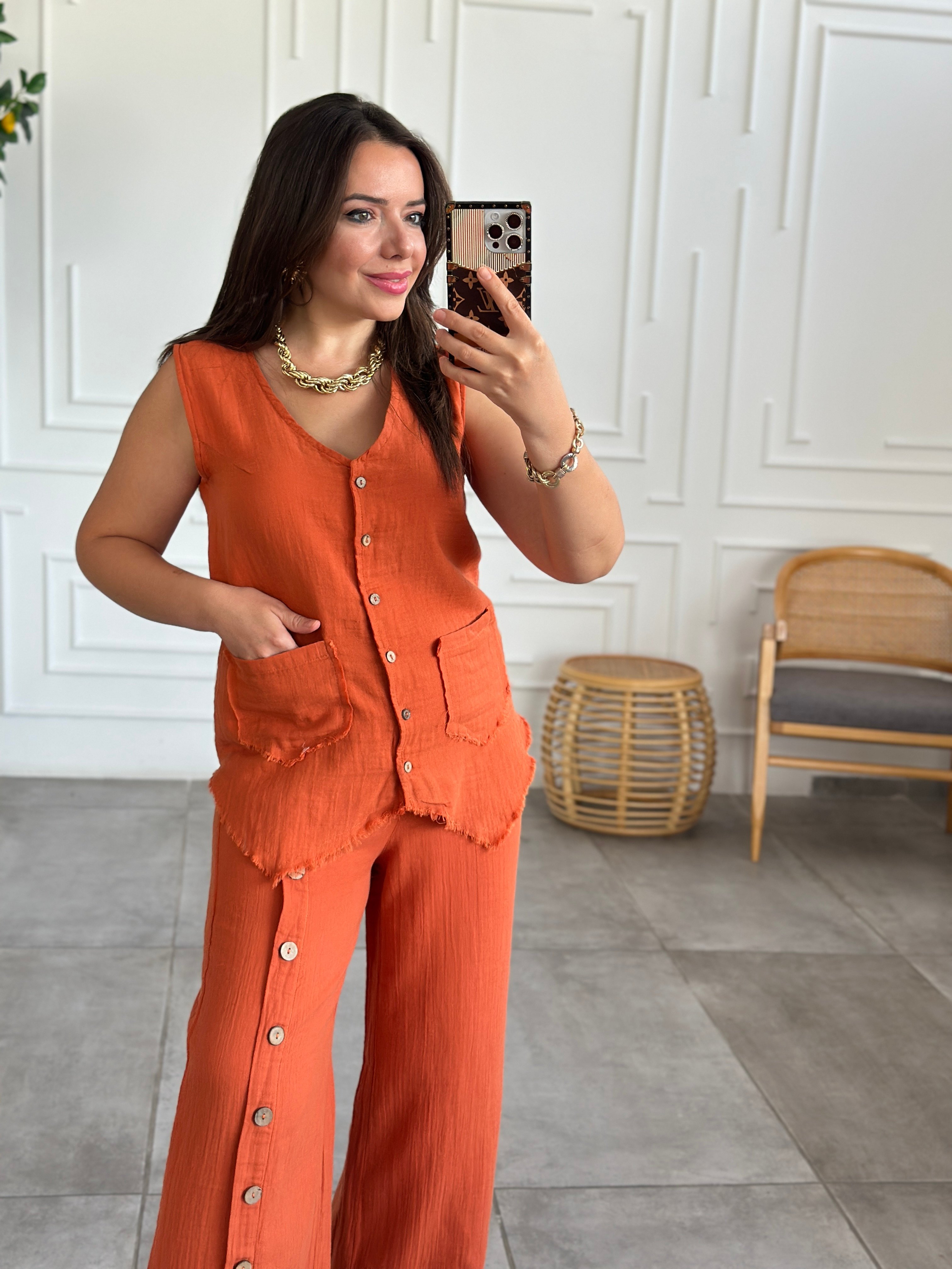 Düğme Detaylı Bol Paça Müslin Pantolon
