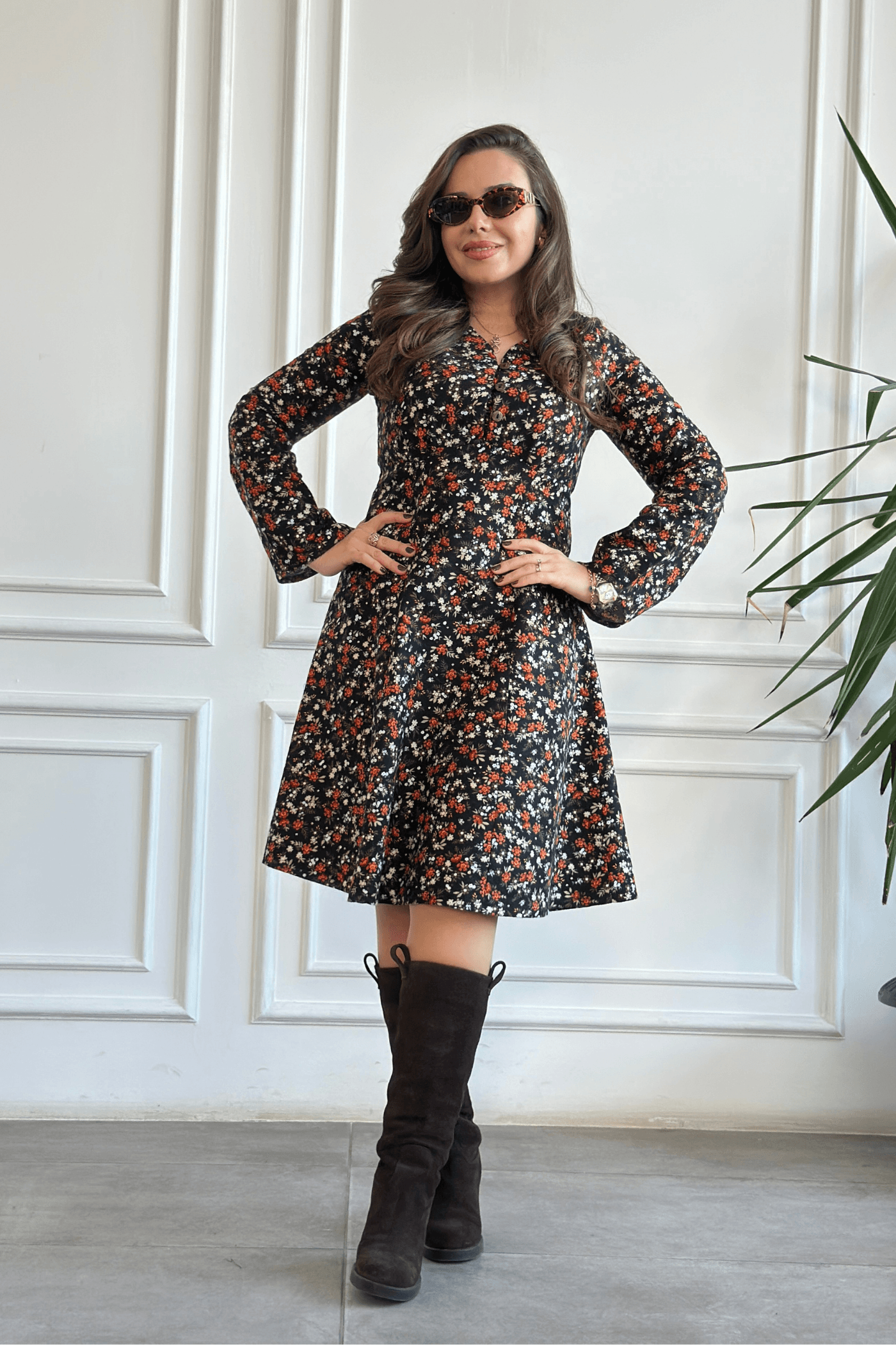 Önden Düğme Detaylı Asimetrik Kol Elbise